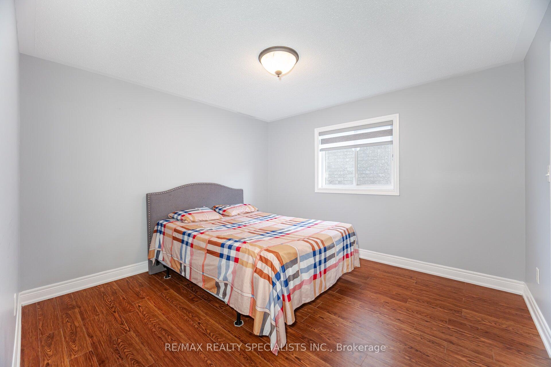 Photo 27 of 6 Arctic Fox Crescent, Brampton, Sandringham-Wellington — HOMEH