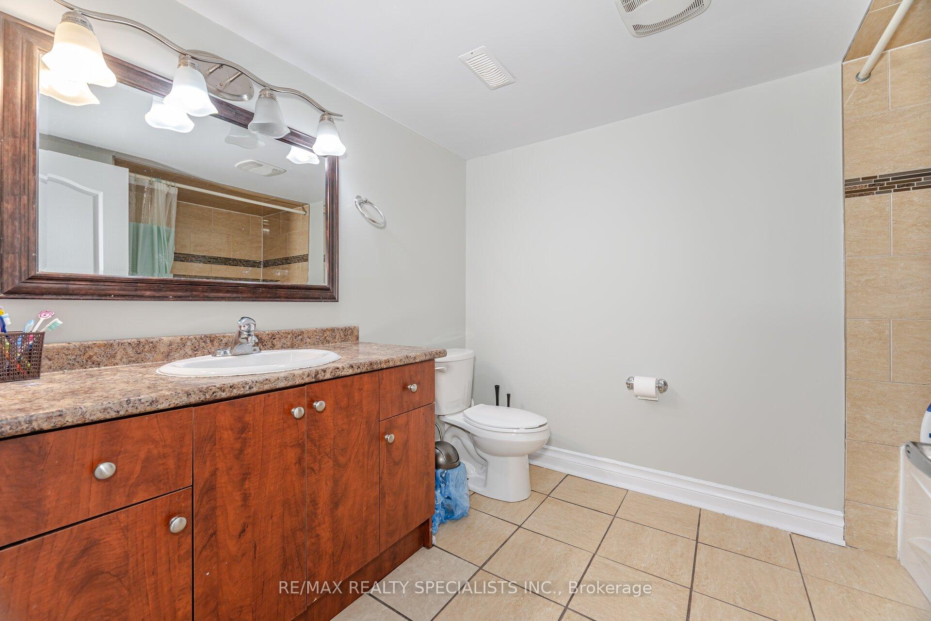 Photo 39 of 6 Arctic Fox Crescent, Brampton, Sandringham-Wellington — HOMEH