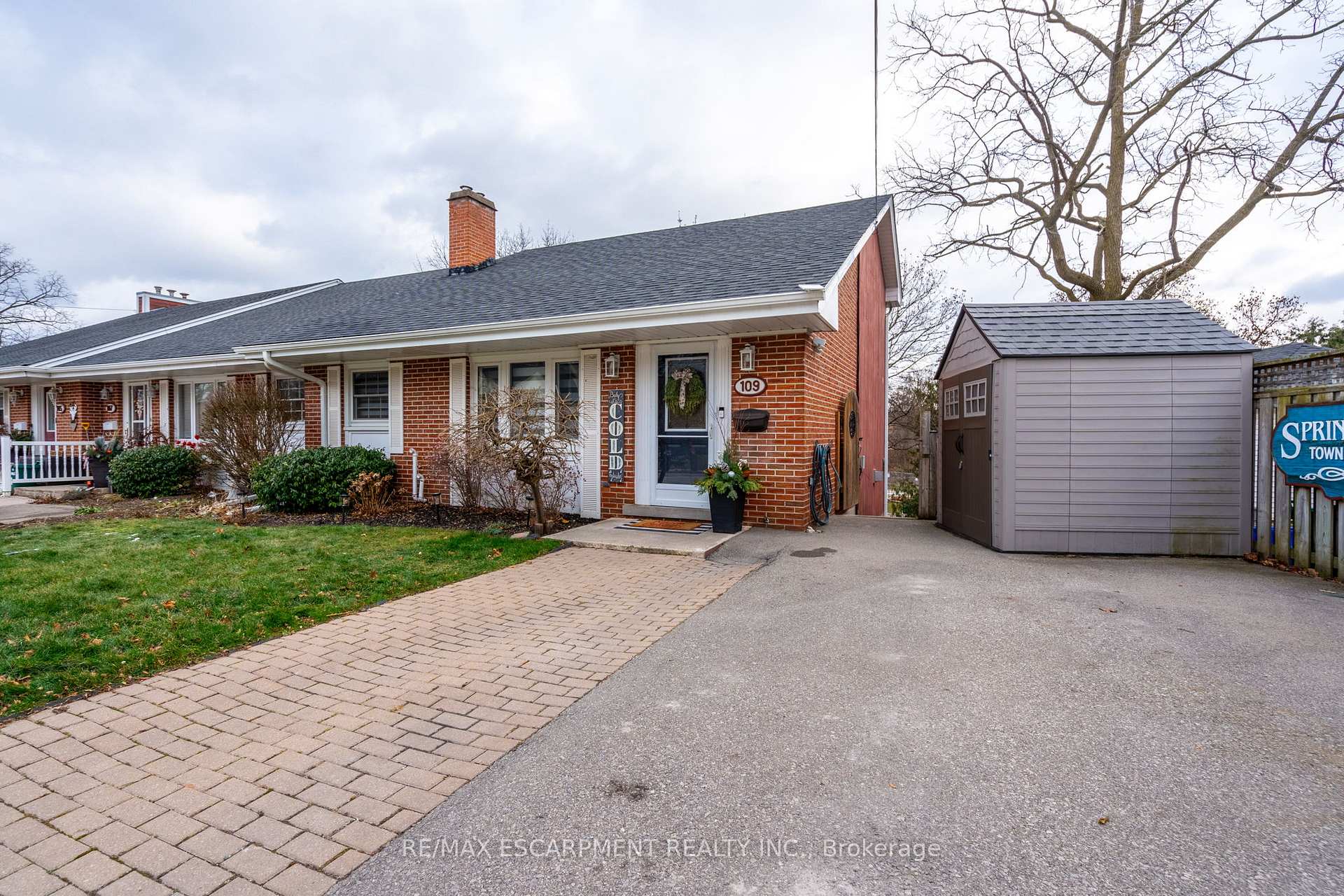 Photo 5 of 109 Main Street W, Grimsby, Grimsby West — HOMEH
