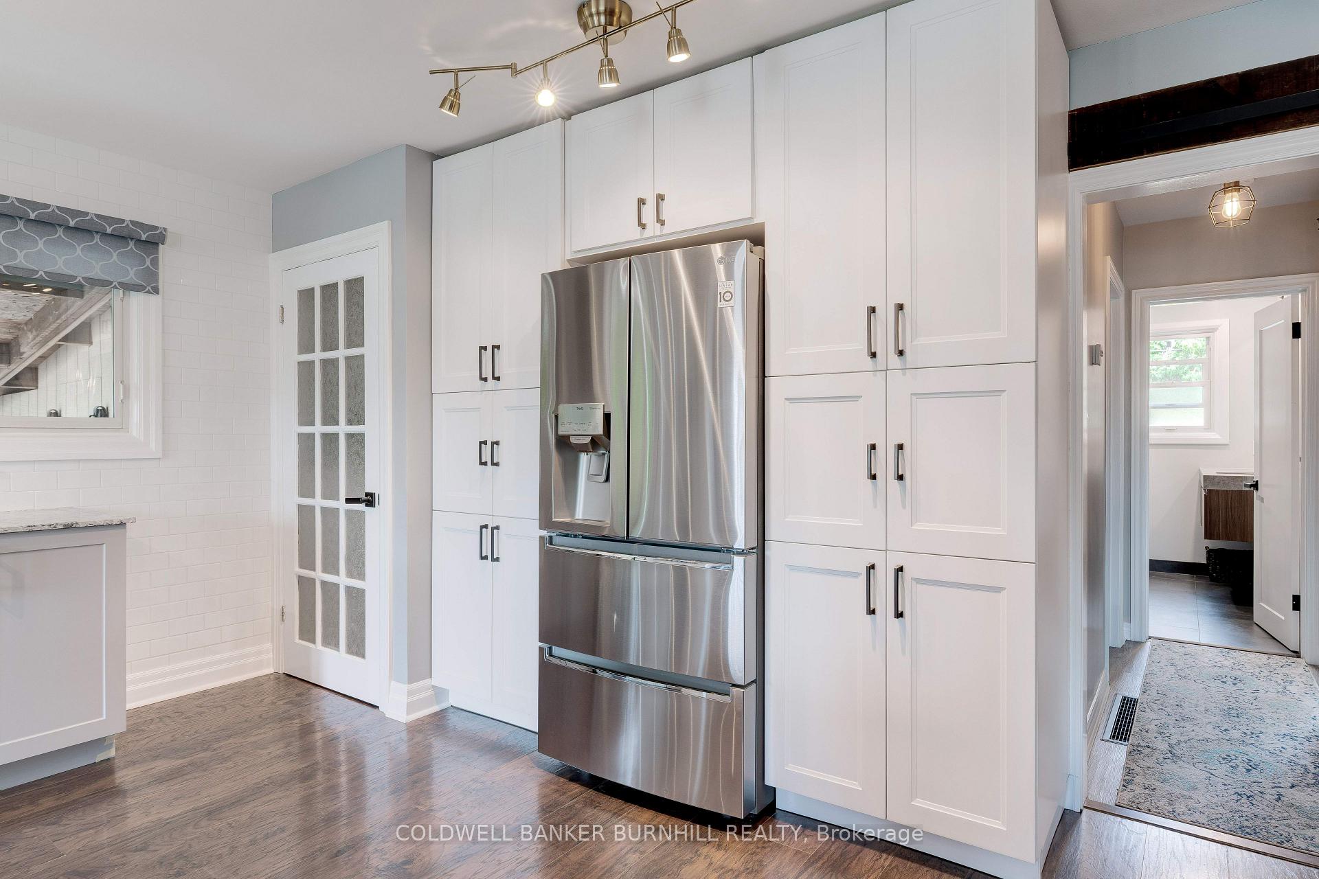 Photo 13 of 175 Kings Forest Drive, Hamilton, Huntington — HOMEH