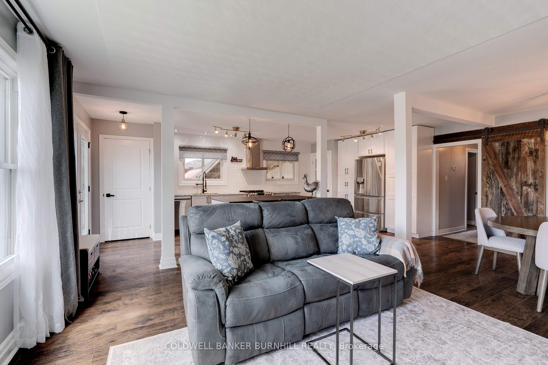Photo 19 of 175 Kings Forest Drive, Hamilton, Huntington — HOMEH