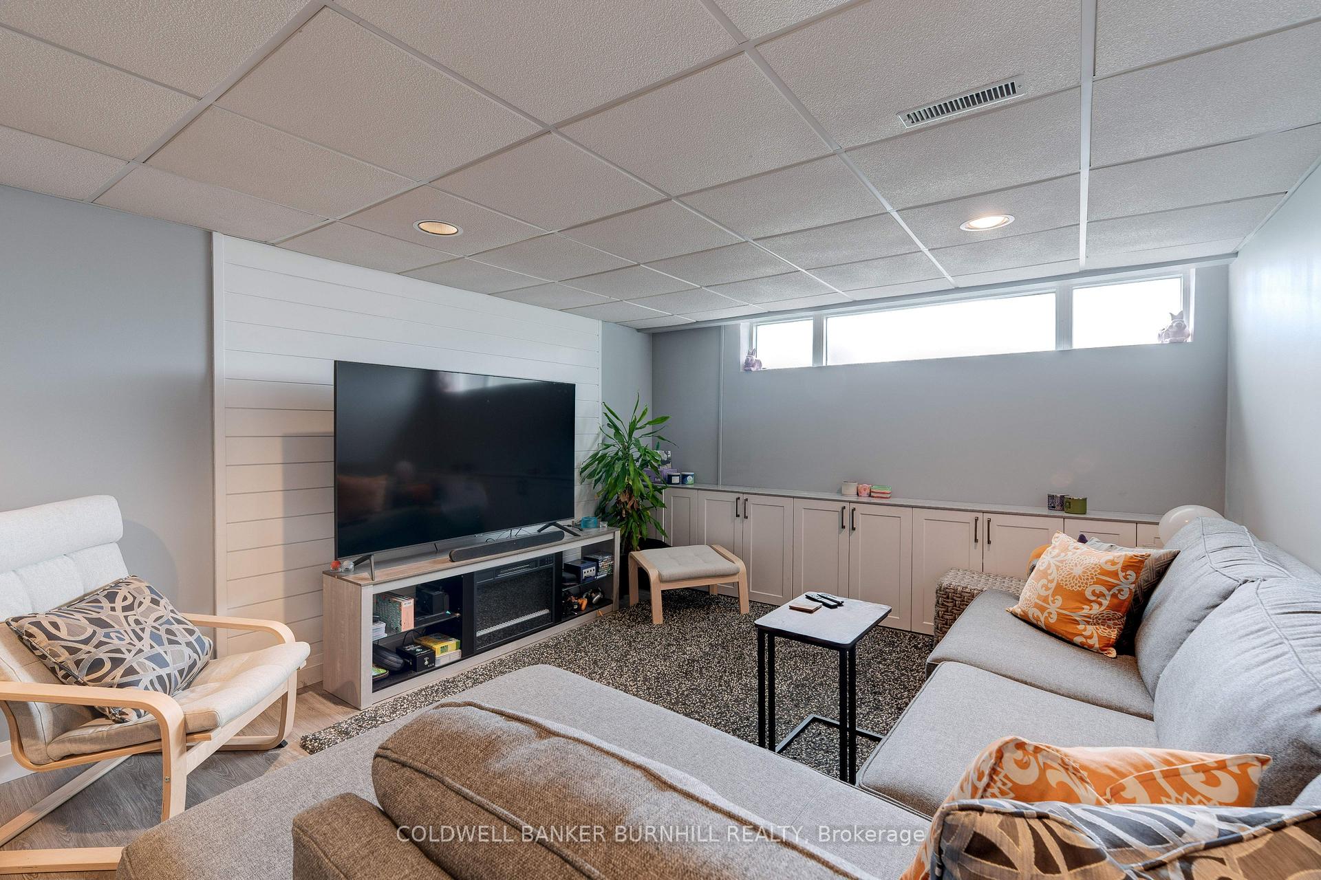 Photo 29 of 175 Kings Forest Drive, Hamilton, Huntington — HOMEH