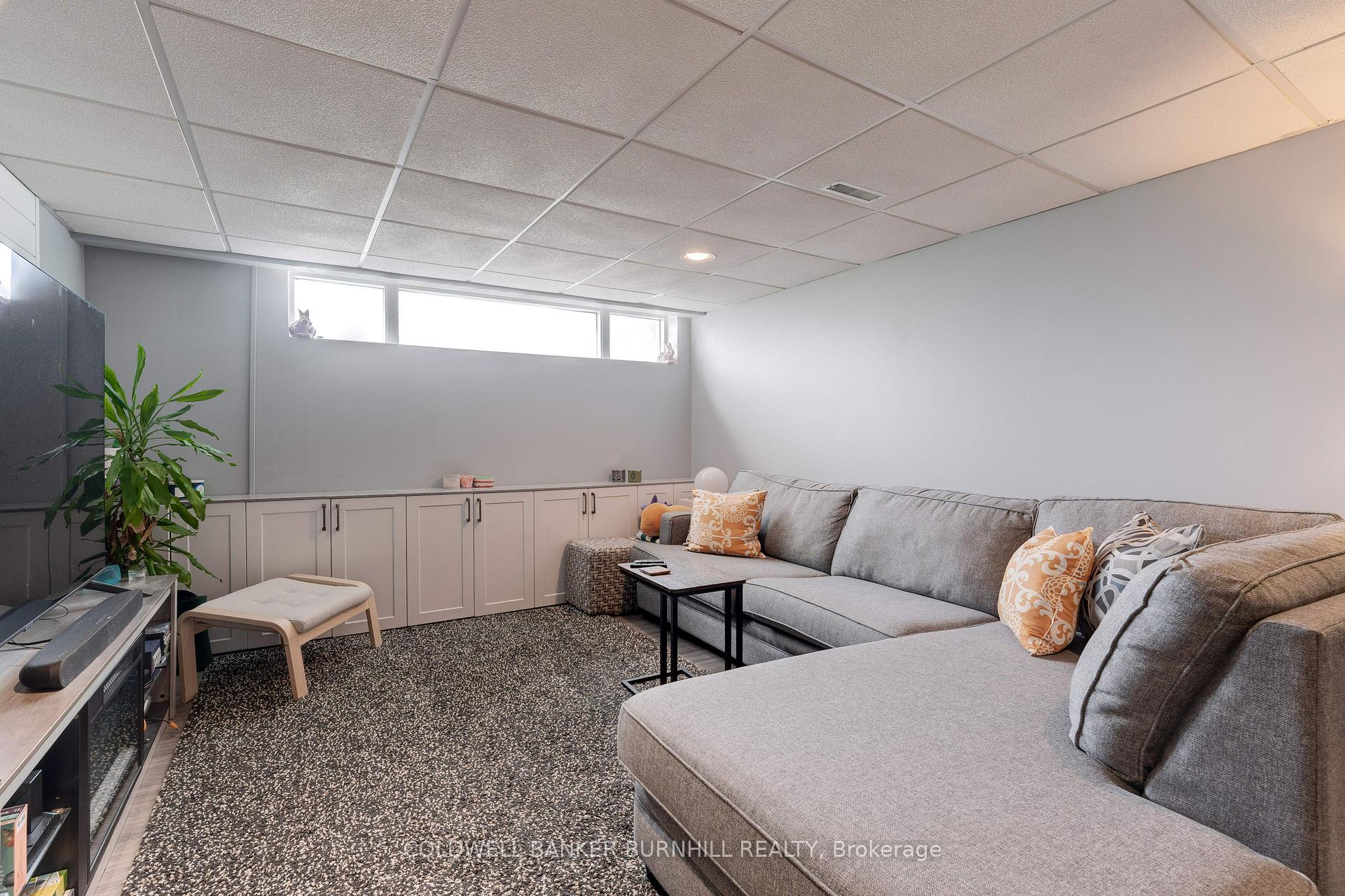 Photo 30 of 175 Kings Forest Drive, Hamilton, Huntington — HOMEH