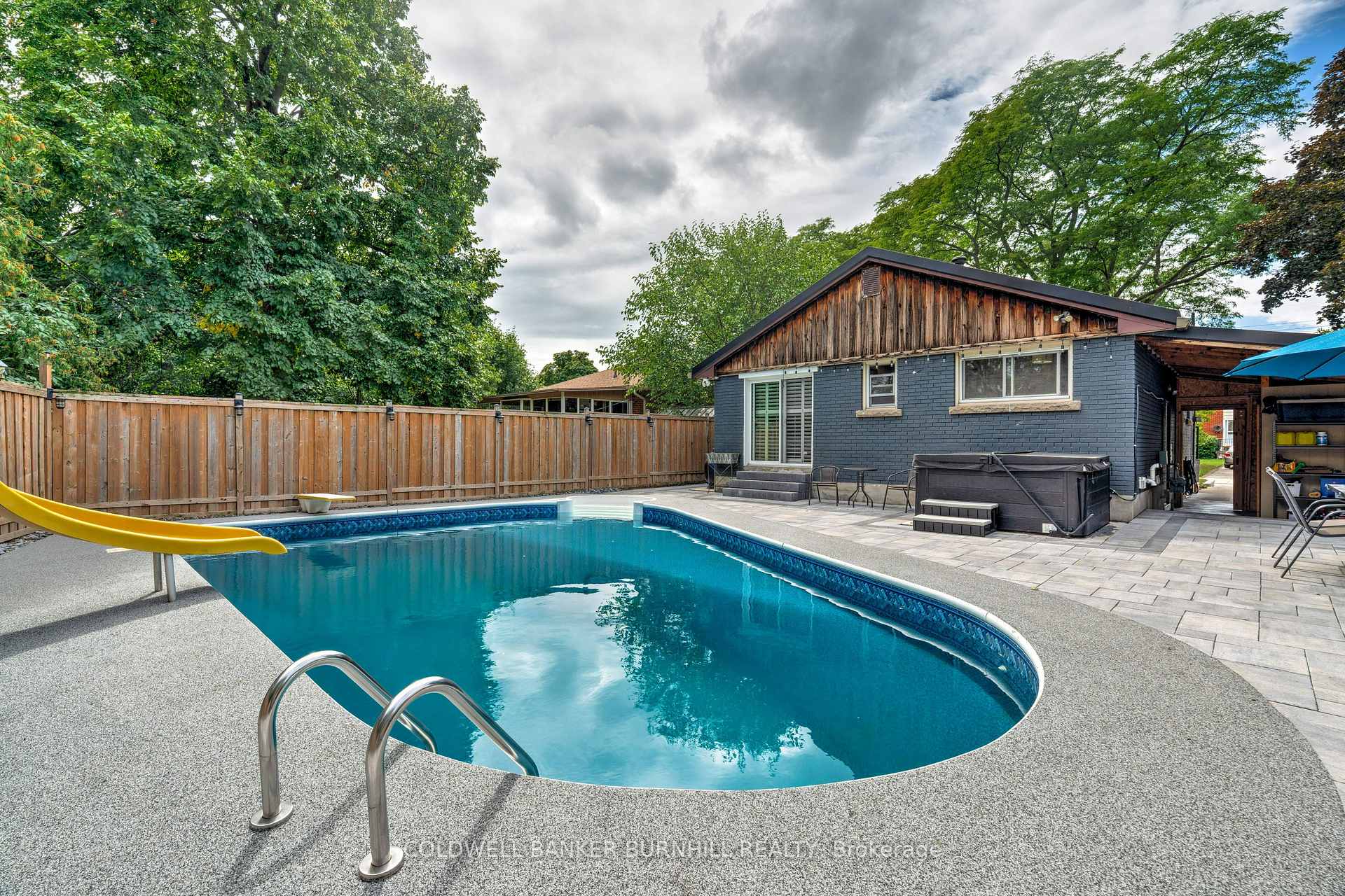 Photo 40 of 175 Kings Forest Drive, Hamilton, Huntington — HOMEH