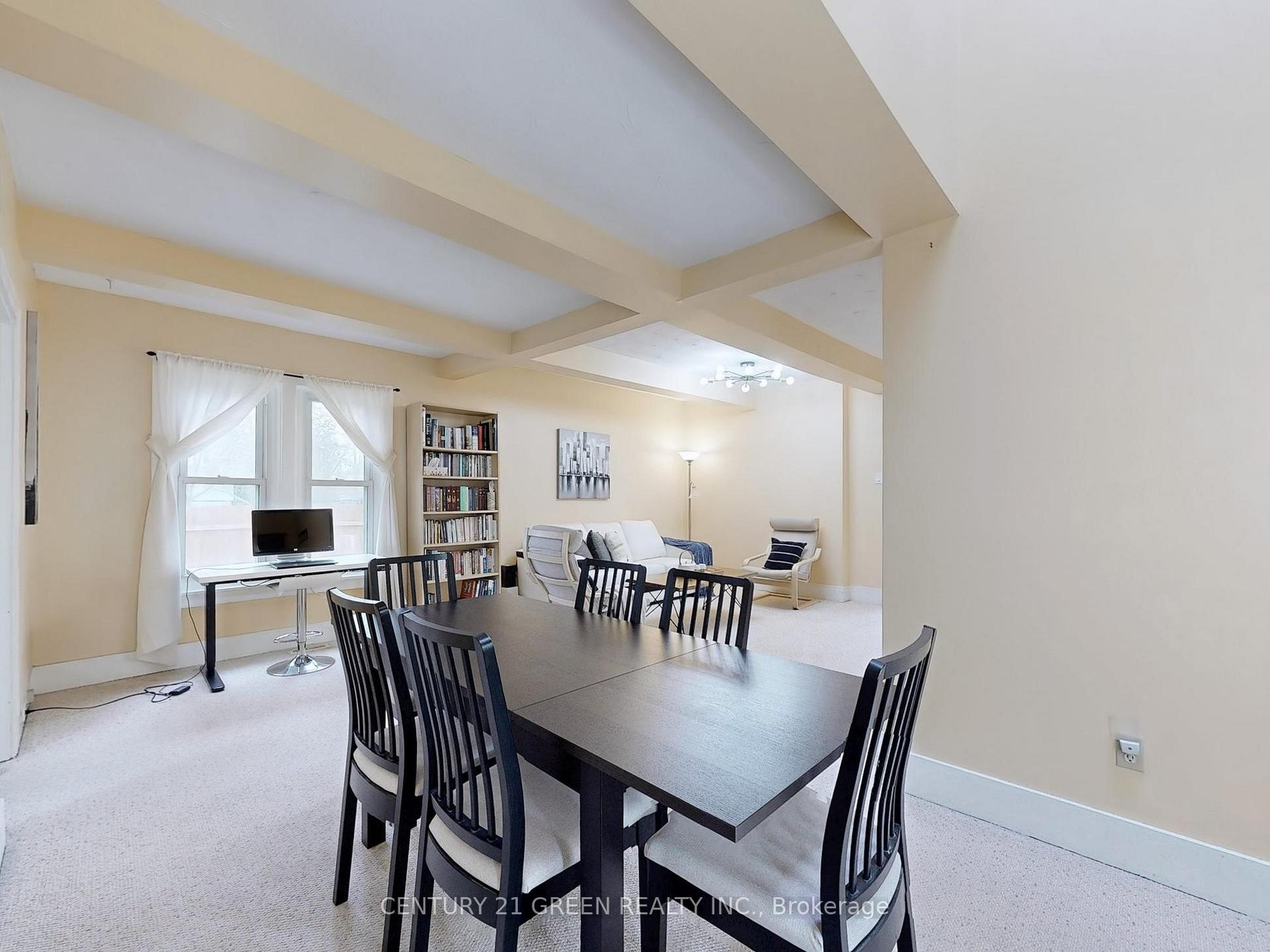 Photo 10 of 521 Carlton Street, St. Catharines, Carlton/Bunting — HOMEH
