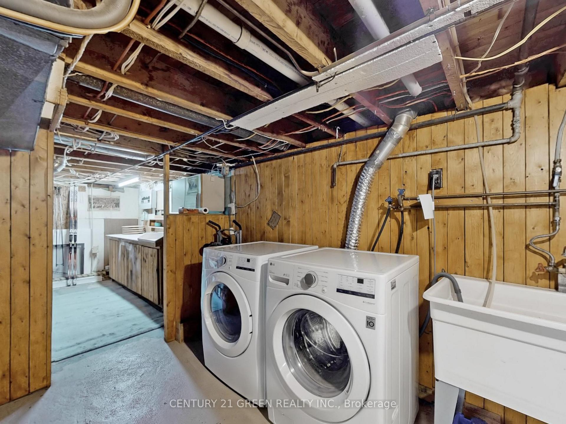 Photo 43 of 521 Carlton Street, St. Catharines, Carlton/Bunting — HOMEH