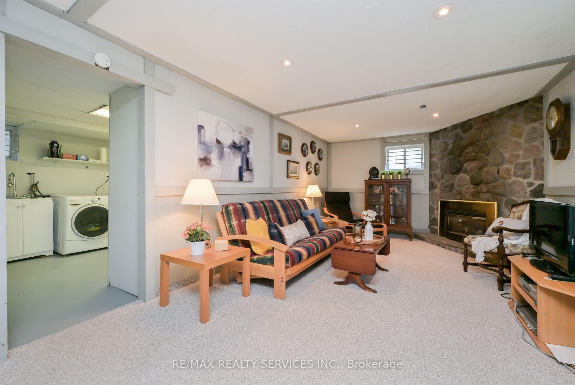 Photo 26 of 23 Governor Grove Crescent, Brampton, Brampton South — HOMEH