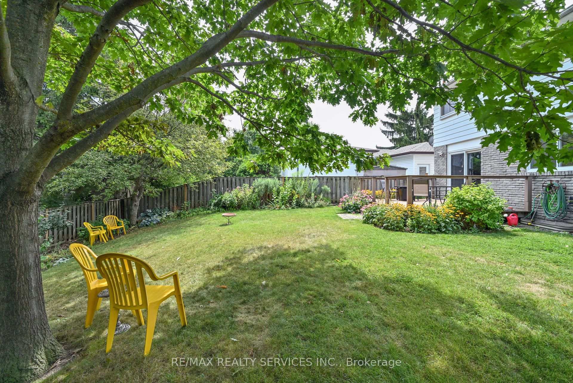 Photo 34 of 23 Governor Grove Crescent, Brampton, Brampton South — HOMEH