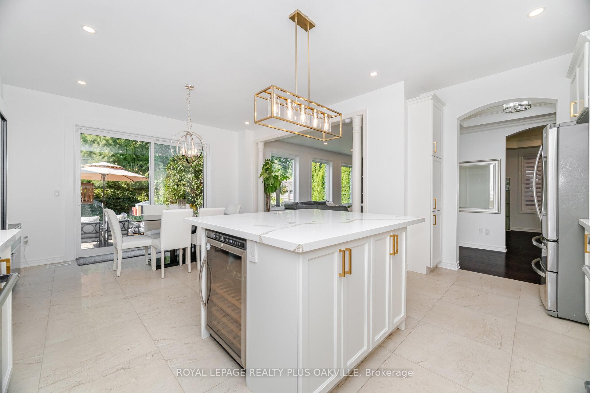 Photo 20 of 64 Sutherland Crescent, Hamilton, Meadowlands — HOMEH