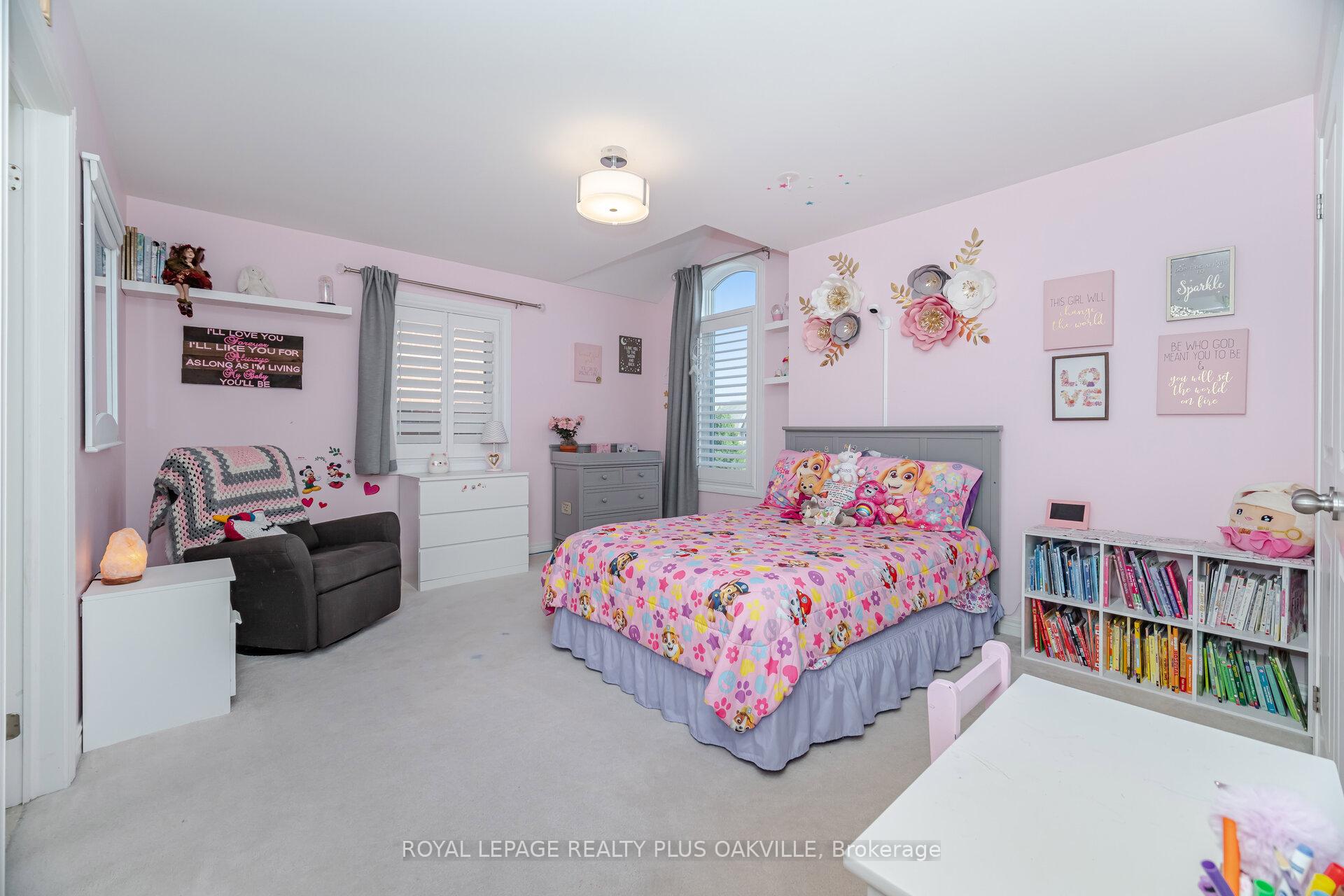 Photo 52 of 64 Sutherland Crescent, Hamilton, Meadowlands — HOMEH