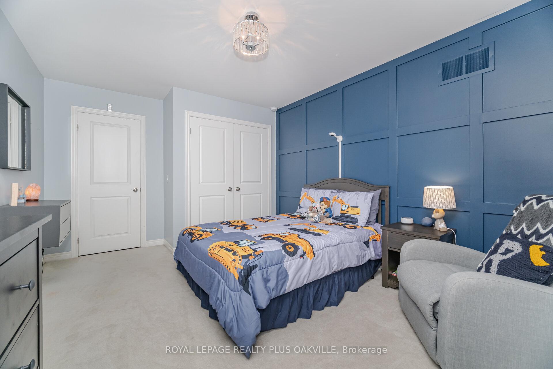 Photo 54 of 64 Sutherland Crescent, Hamilton, Meadowlands — HOMEH
