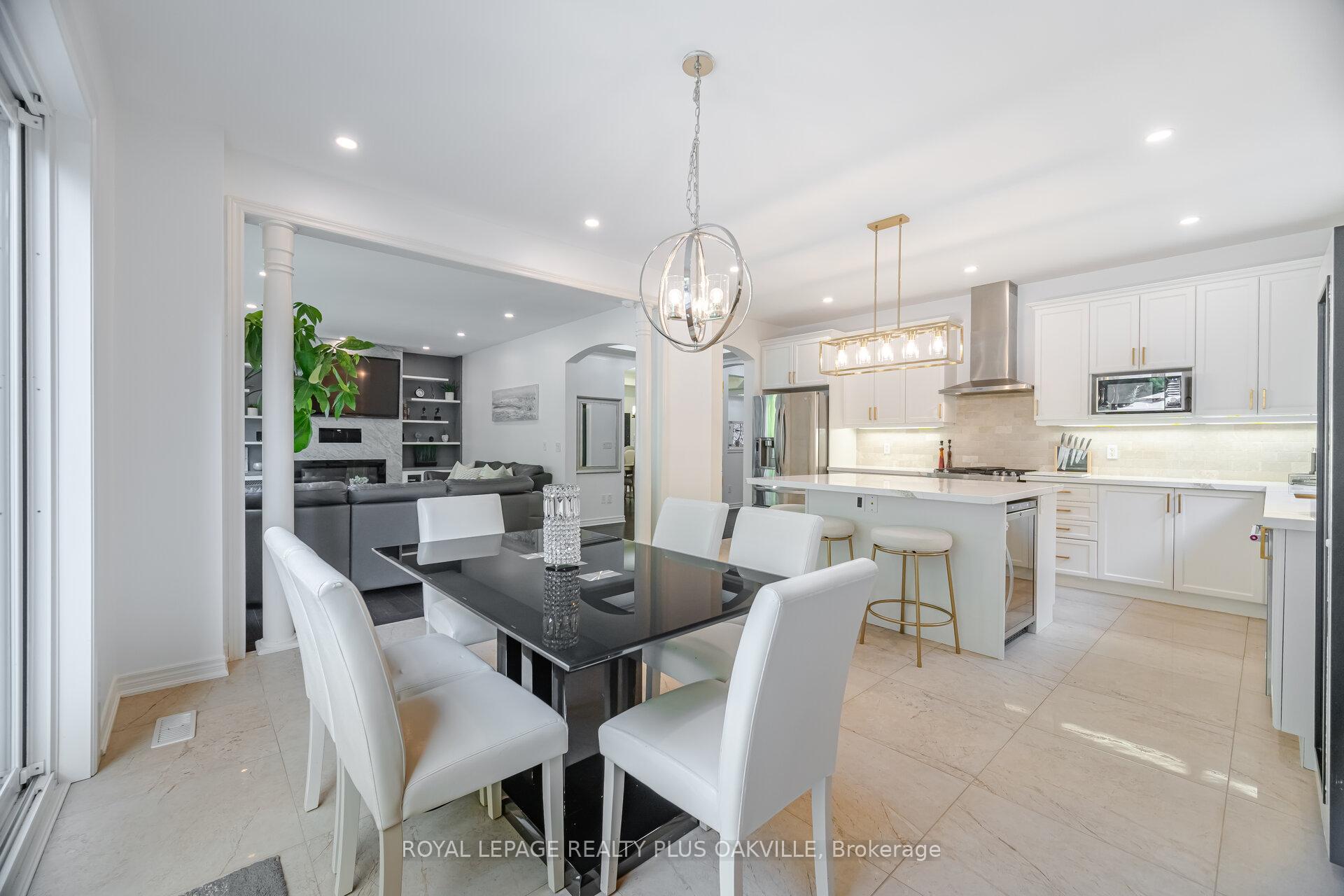 Photo 33 of 64 Sutherland Crescent, Hamilton, Meadowlands — HOMEH