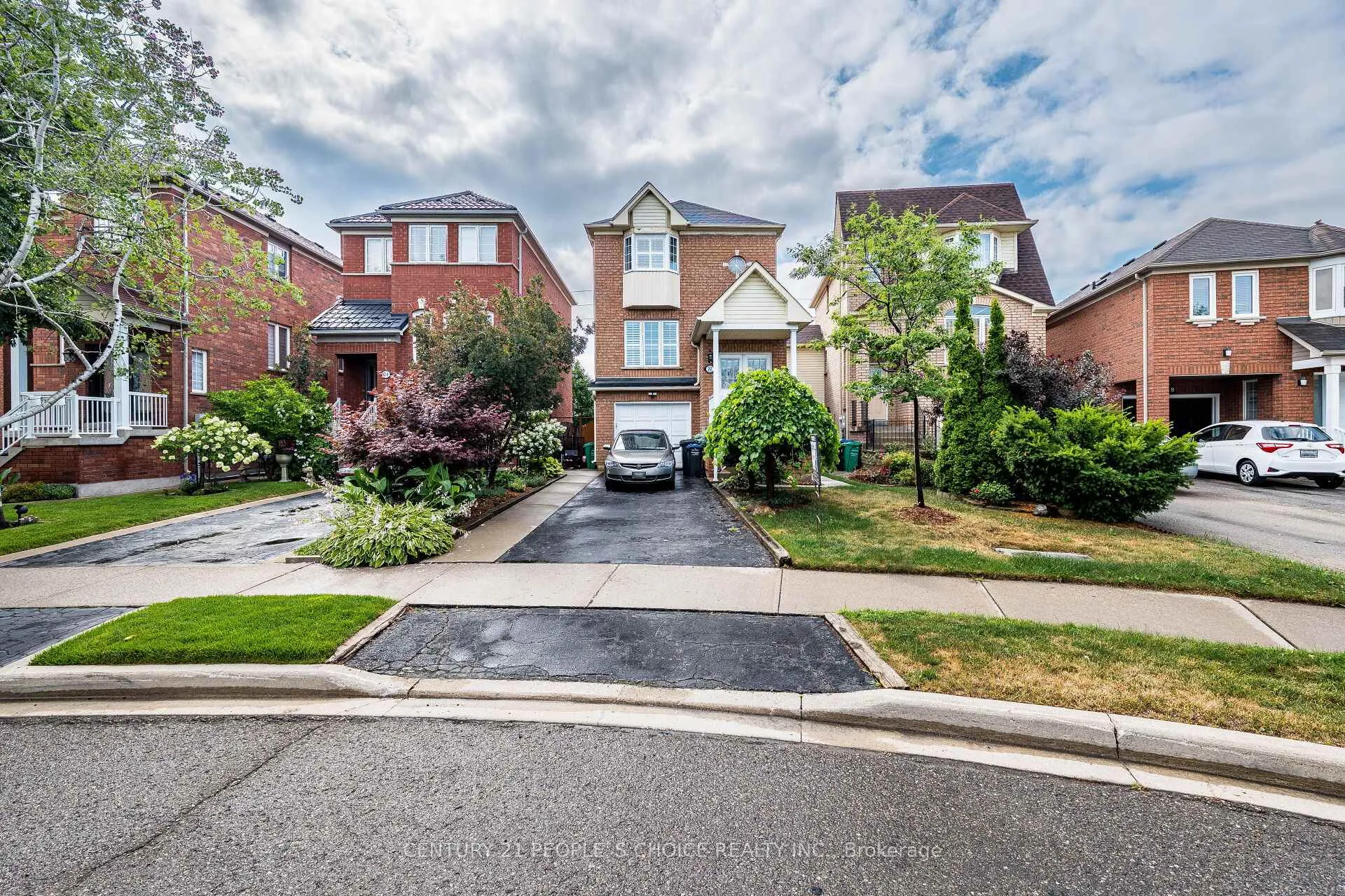 Front of 22 Domenico Crescent