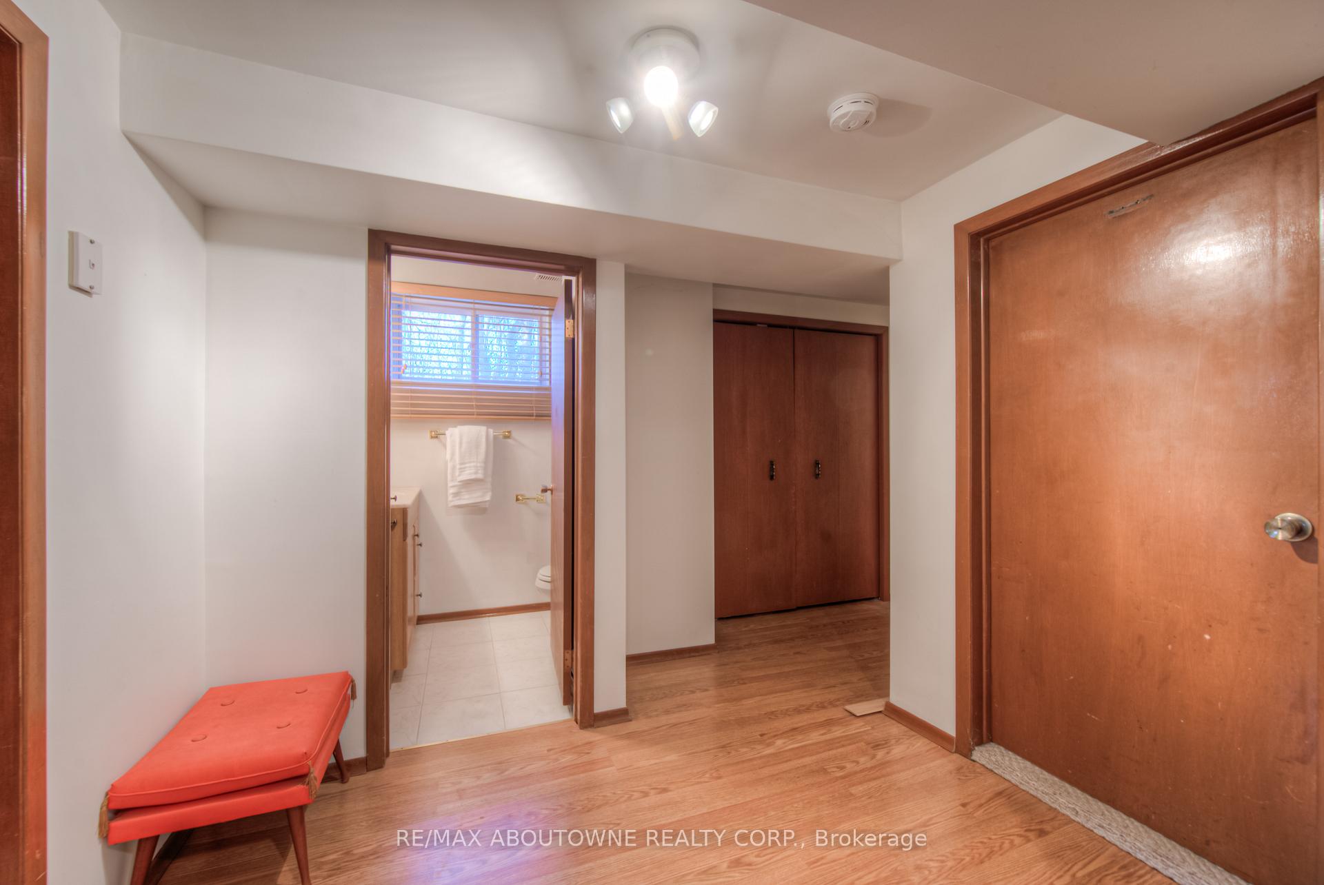 Photo 23 of 47 Chester Road, Hamilton, Stoney Creek — HOMEH