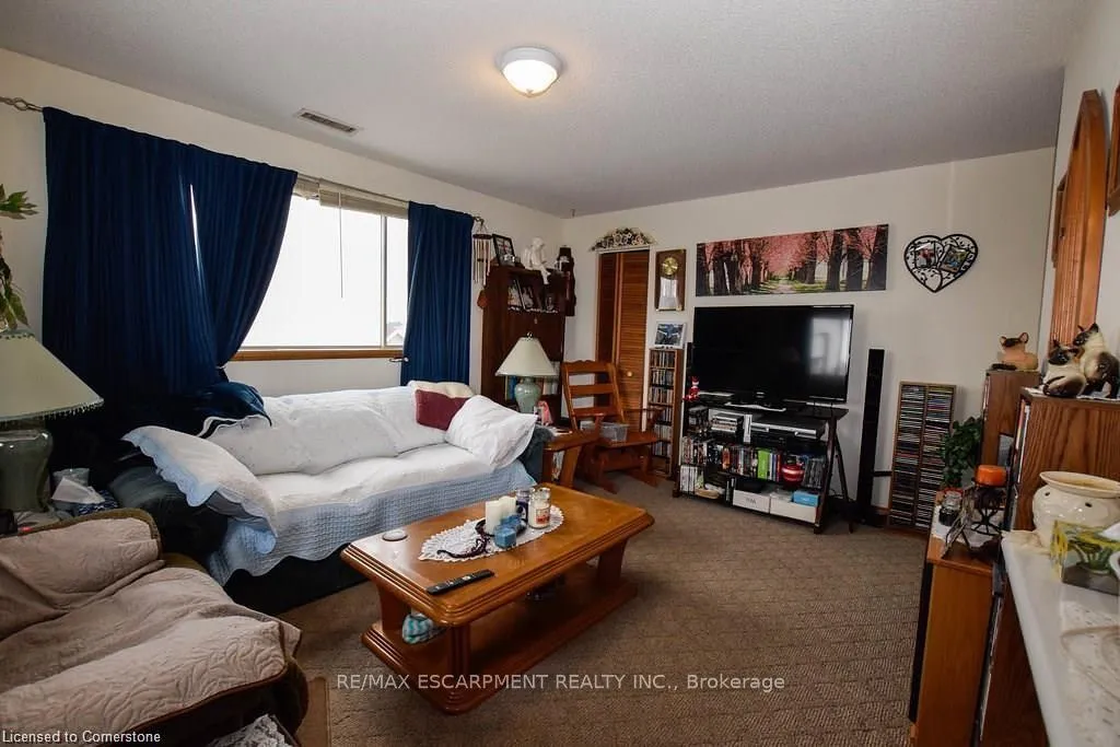 Photo 29 of 120 Parkdale Avenue N, Hamilton, Normanhurst — HOMEH