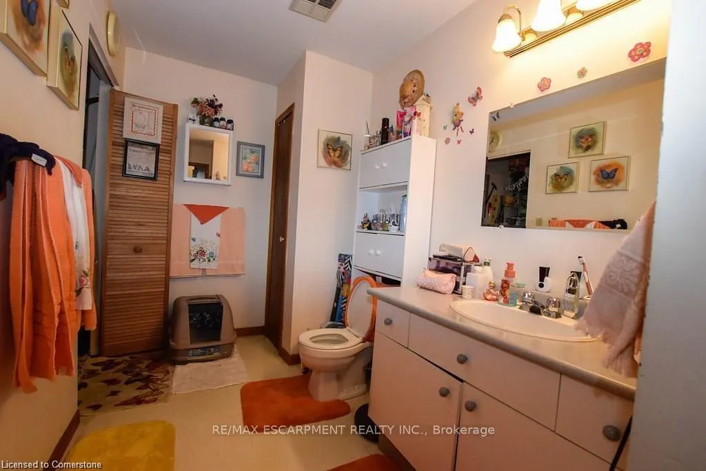 Photo 31 of 120 Parkdale Avenue N, Hamilton, Normanhurst — HOMEH