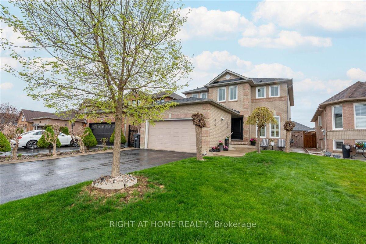 Photo 14 of 24 Suncrest Drive, Brampton, Brampton West — HOMEH
