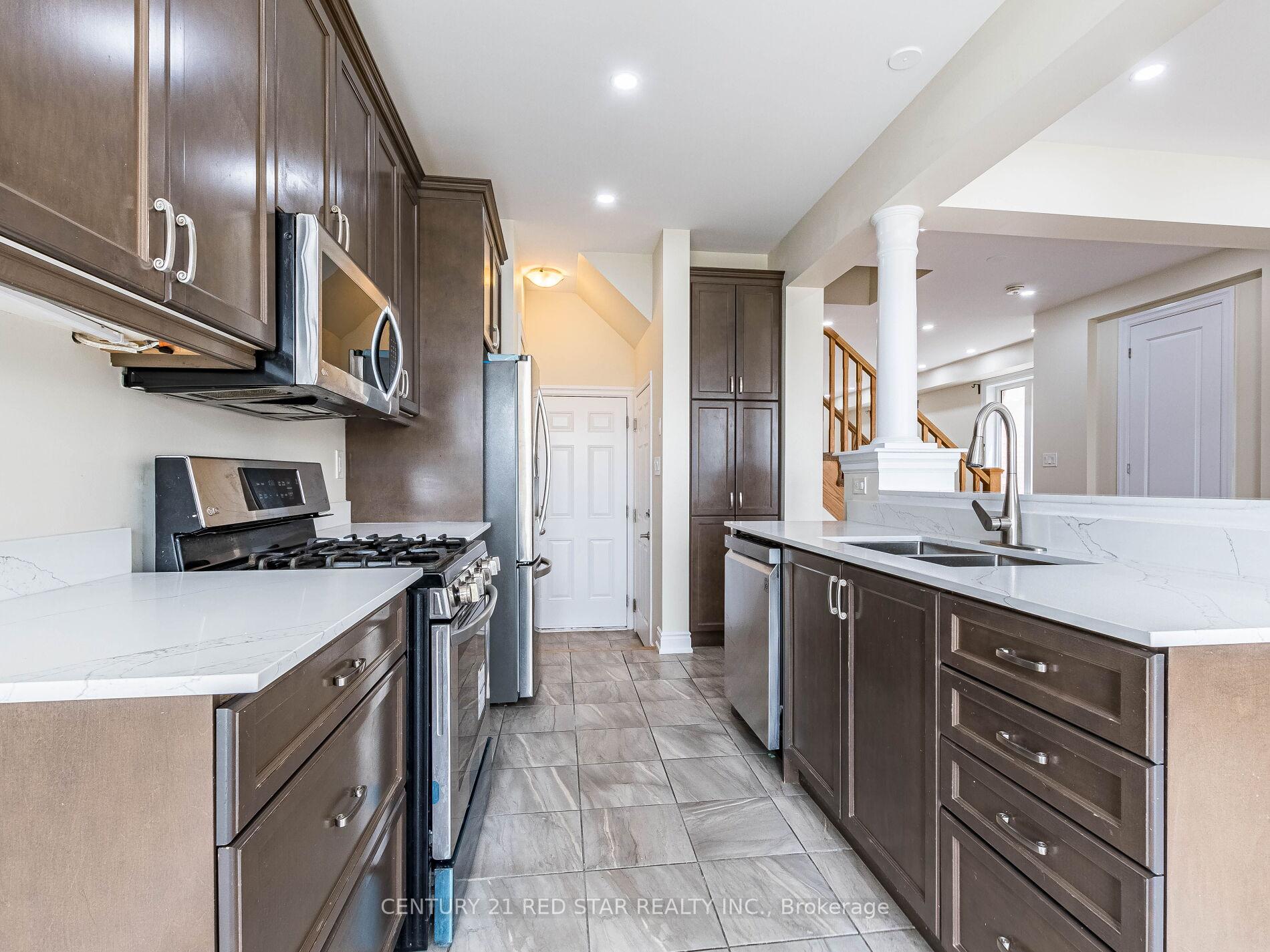 Photo 8 of 60 Callandar Road, Brampton, Northwest Brampton — HOMEH