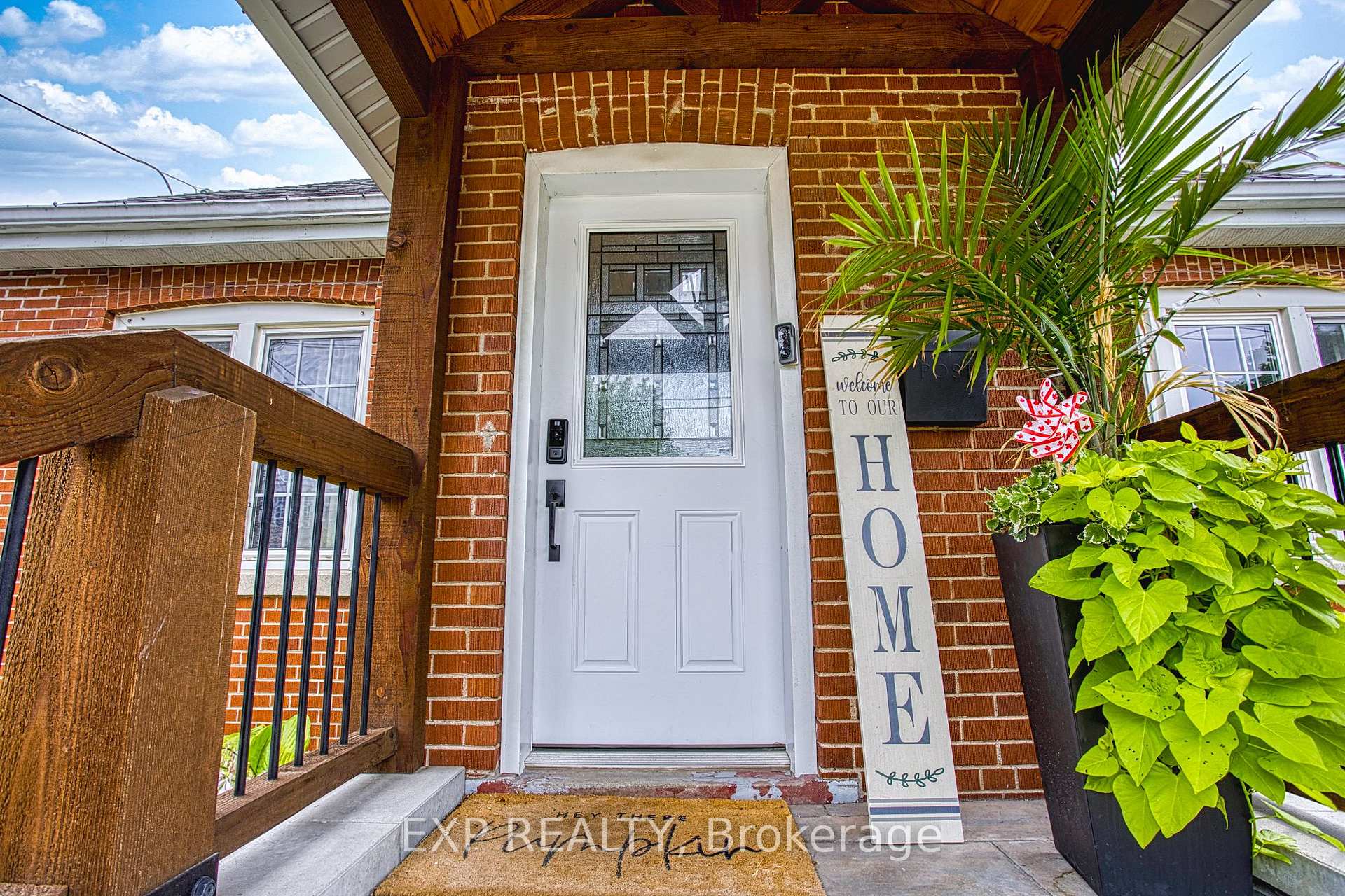 Photo 25 of 100 Second Street N, Hamilton, Stoney Creek — HOMEH