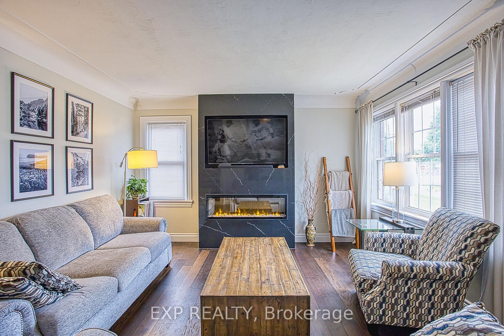 Photo 28 of 100 Second Street N, Hamilton, Stoney Creek — HOMEH