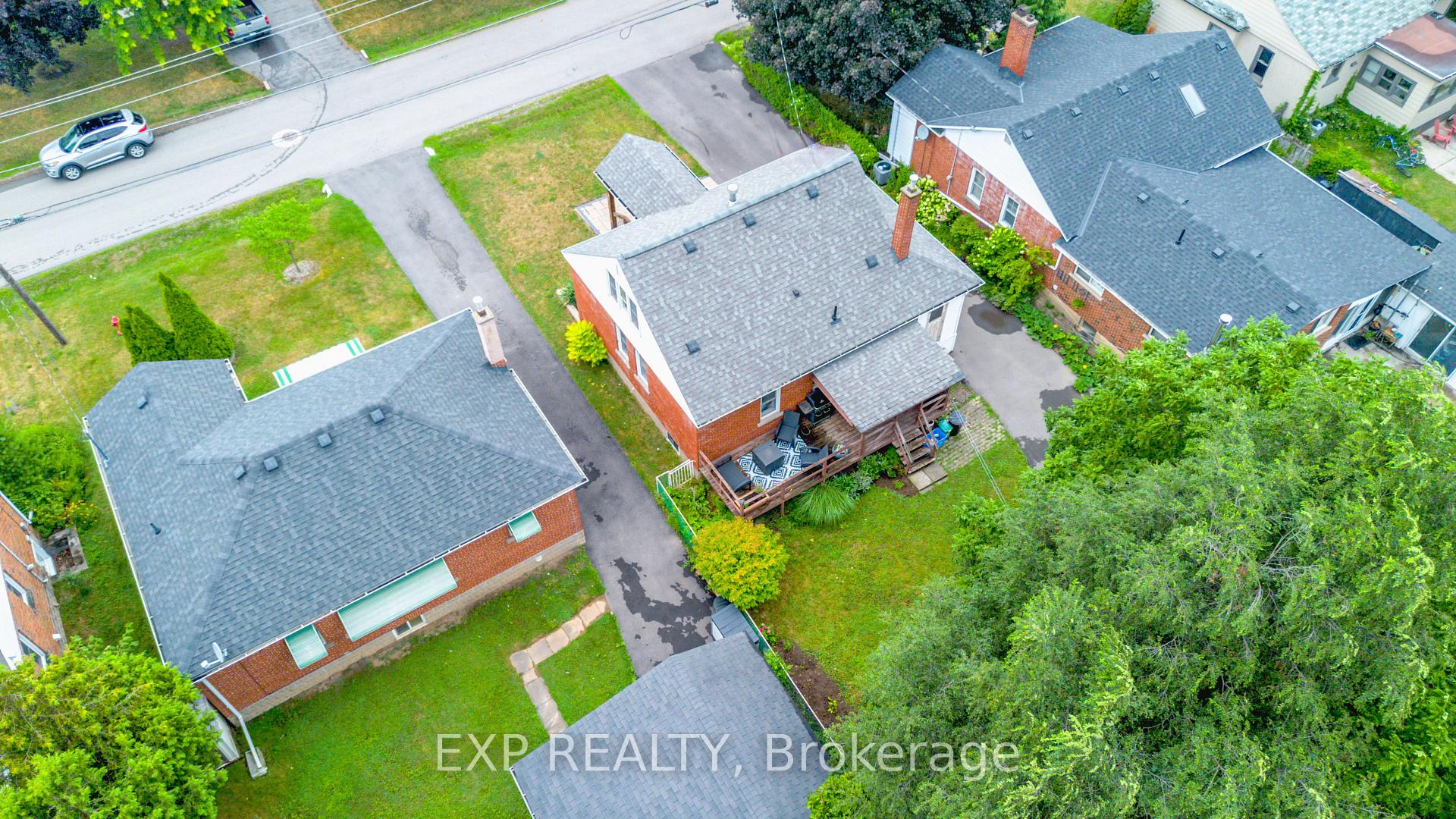 Photo 84 of 100 Second Street N, Hamilton, Stoney Creek — HOMEH