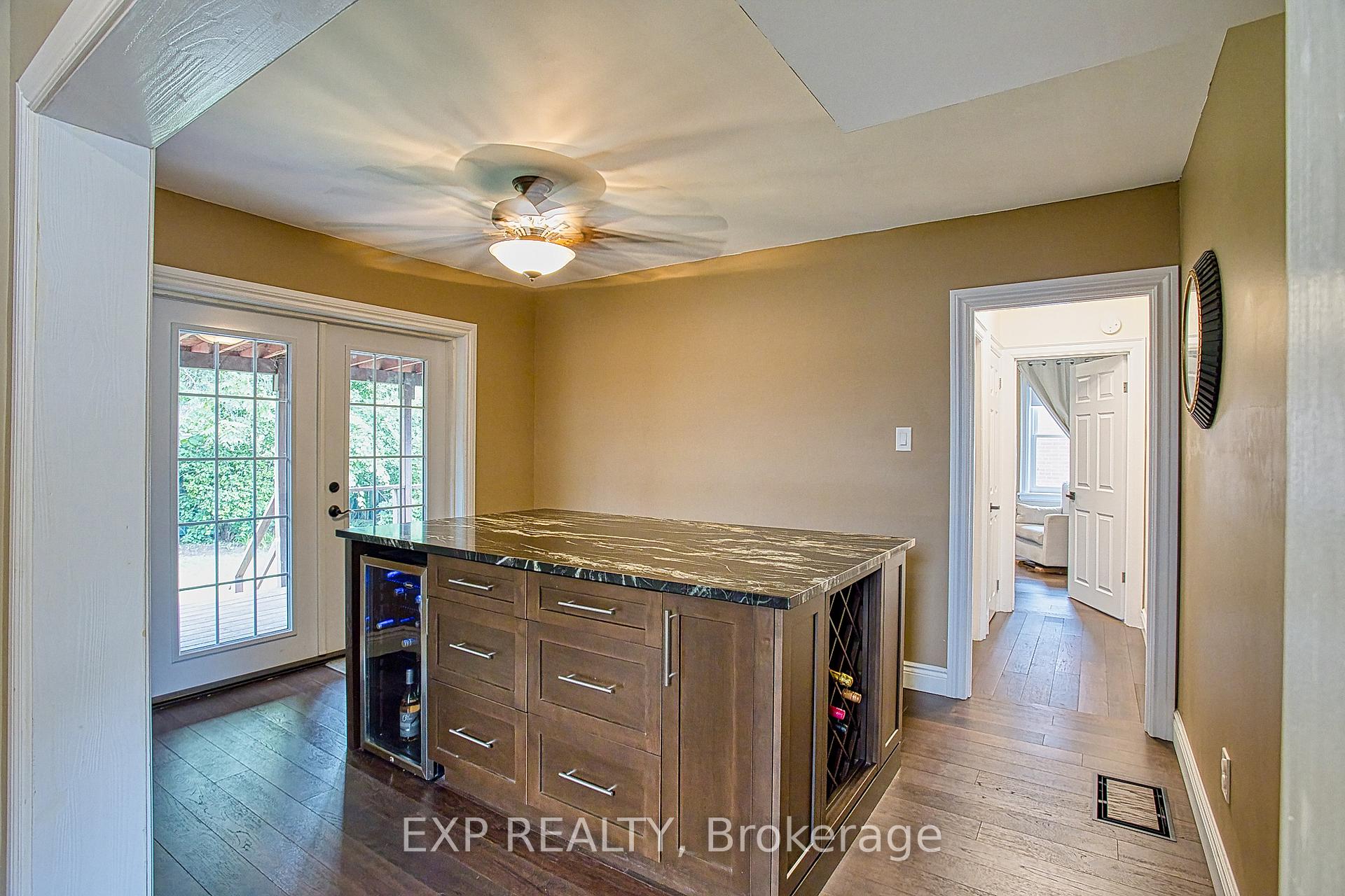 Photo 19 of 100 Second Street N, Hamilton, Stoney Creek — HOMEH