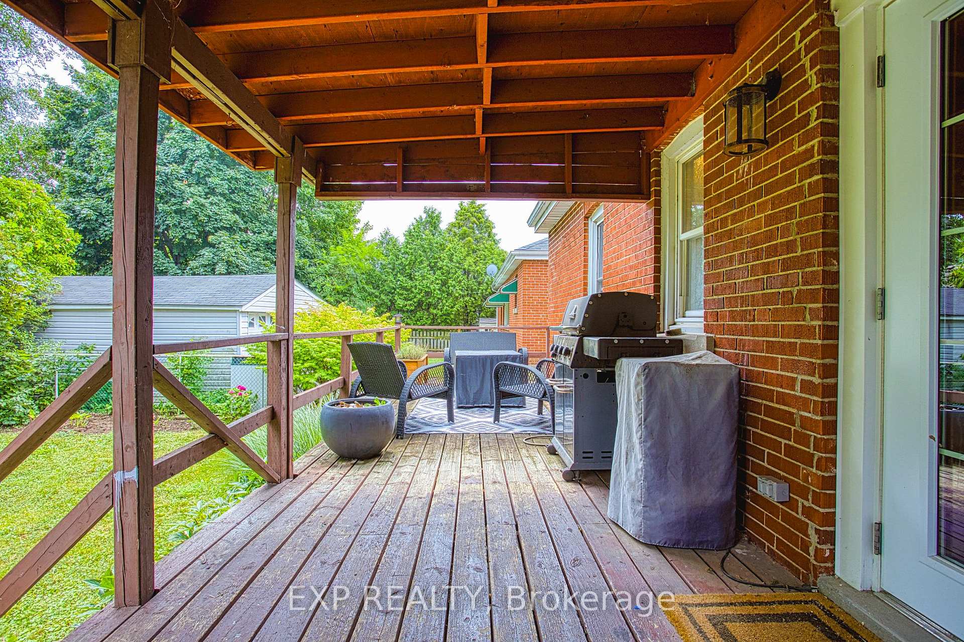 Photo 78 of 100 Second Street N, Hamilton, Stoney Creek — HOMEH