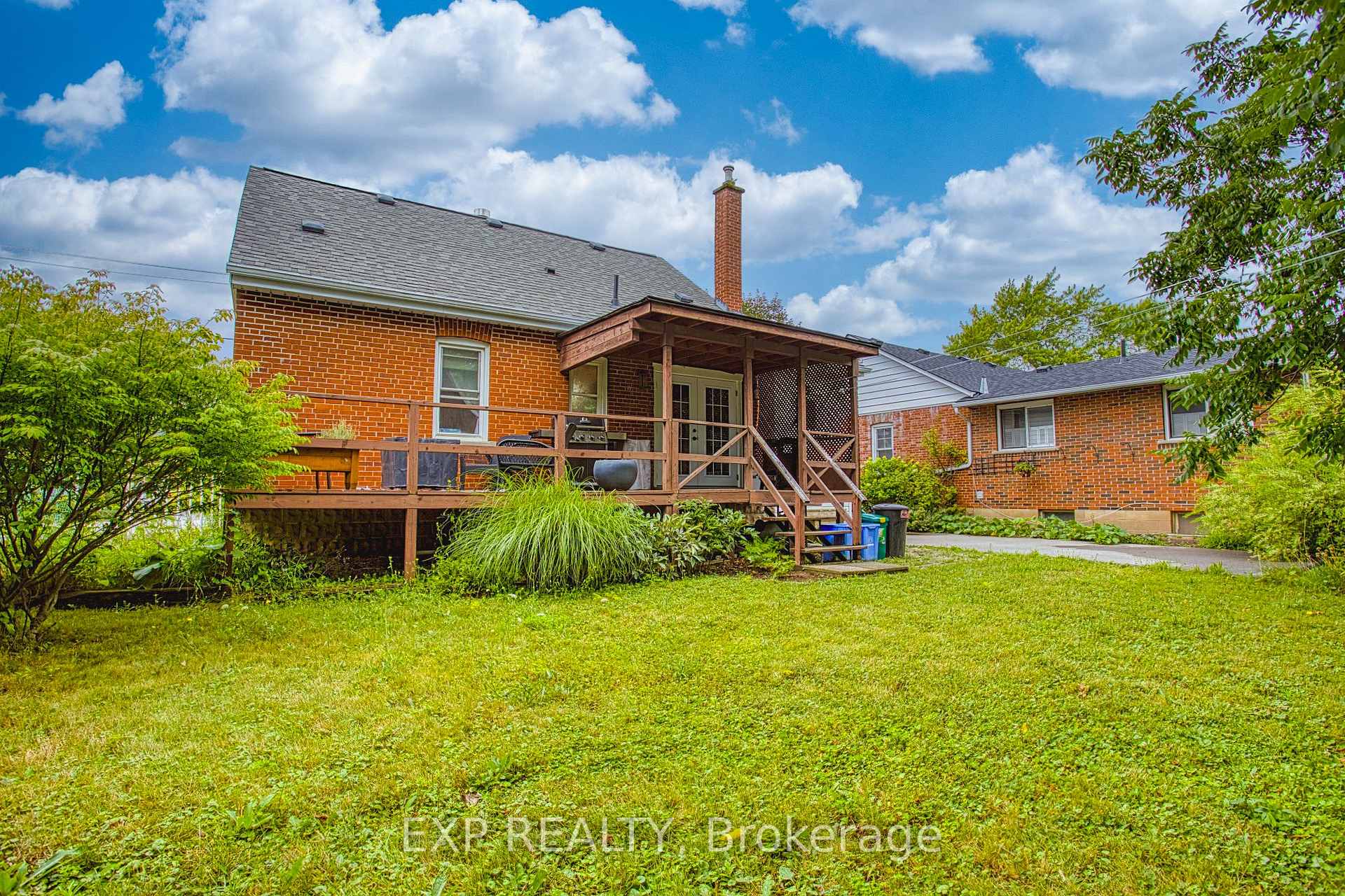 Photo 87 of 100 Second Street N, Hamilton, Stoney Creek — HOMEH