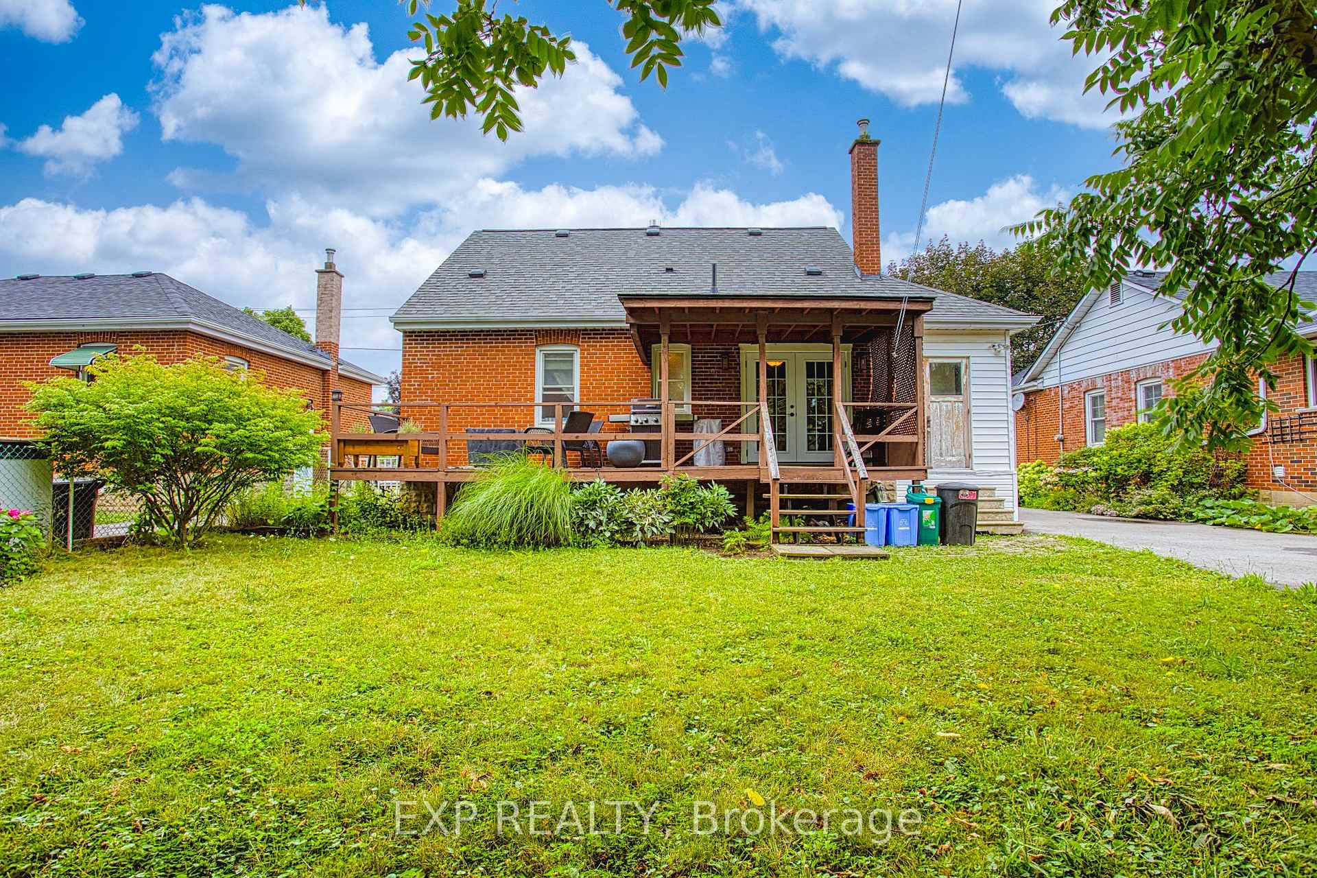 Photo 88 of 100 Second Street N, Hamilton, Stoney Creek — HOMEH