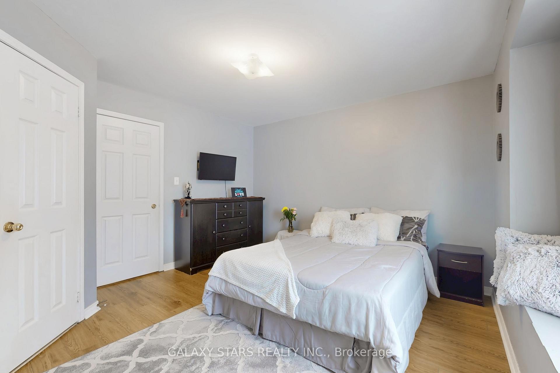 Photo 17 of 24 Stonewood Street, Ajax, South West — HOMEH