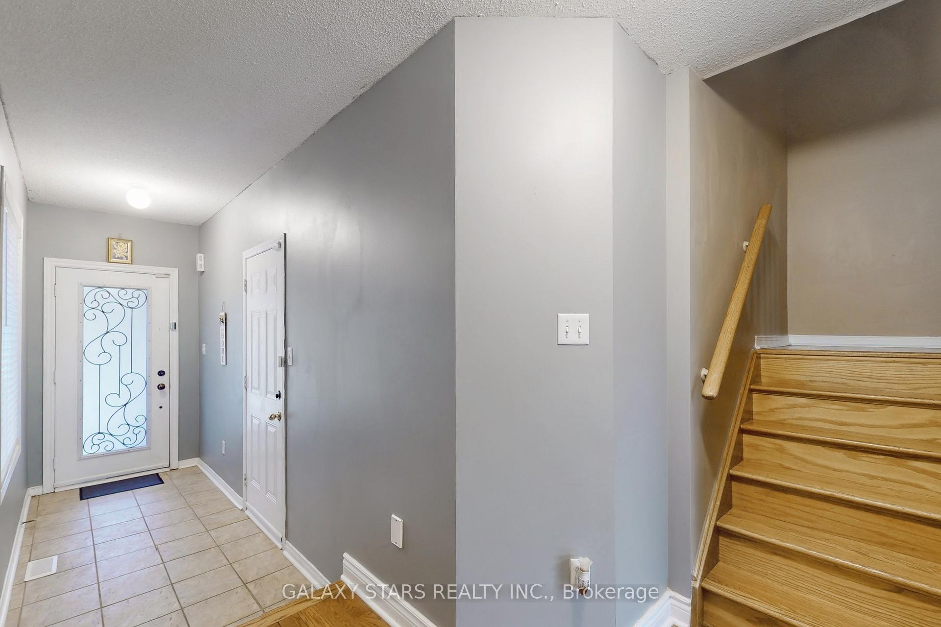 Photo 25 of 24 Stonewood Street, Ajax, South West — HOMEH