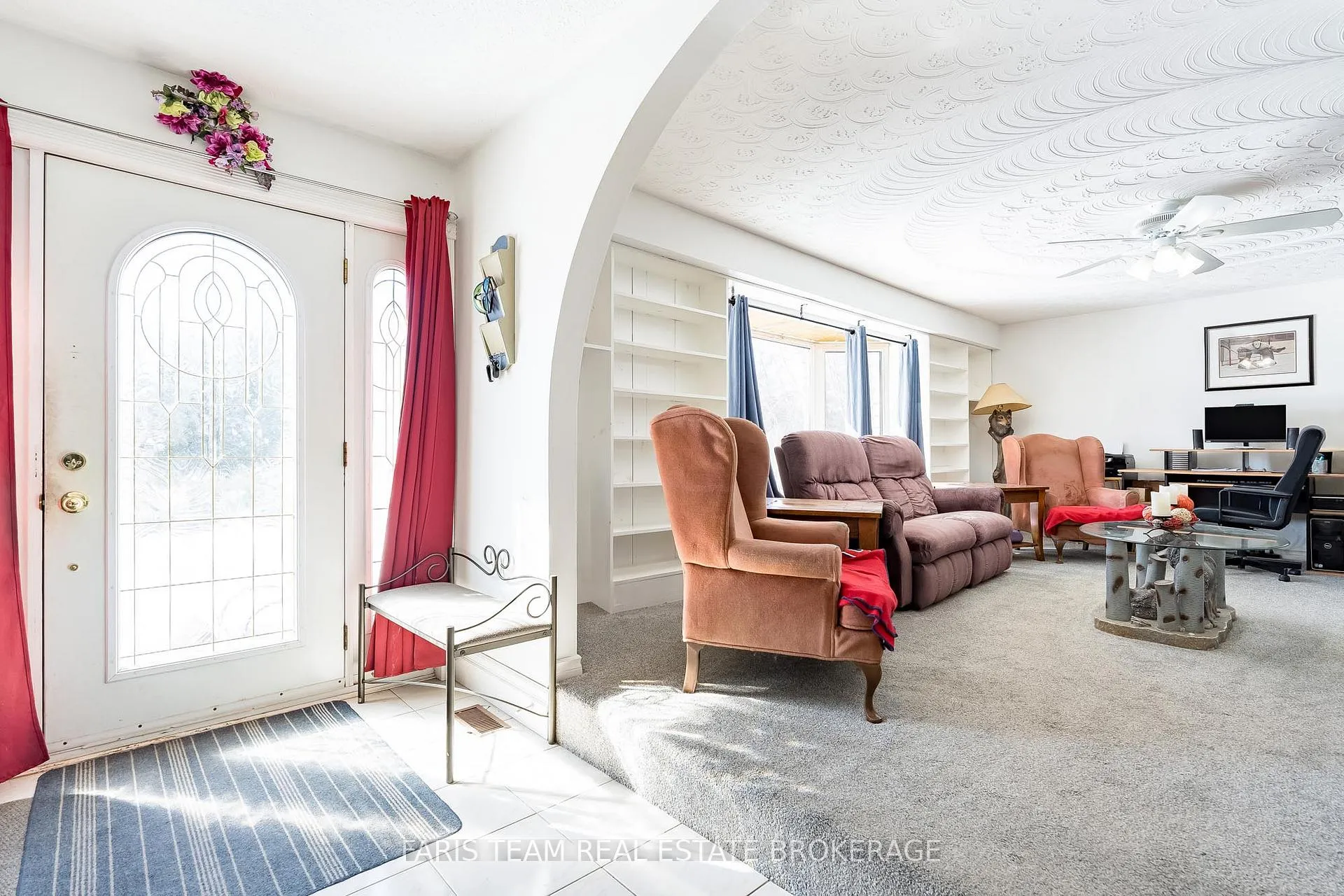 Photo 4 of 706 James Street, Innisfil, Alcona — HOMEH