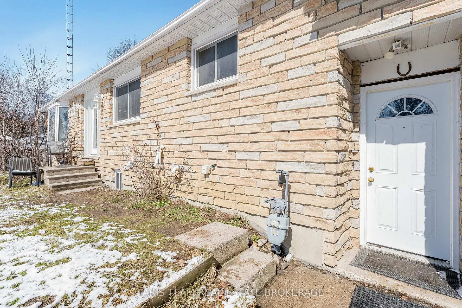 Photo 18 of 706 James Street, Innisfil, Alcona — HOMEH