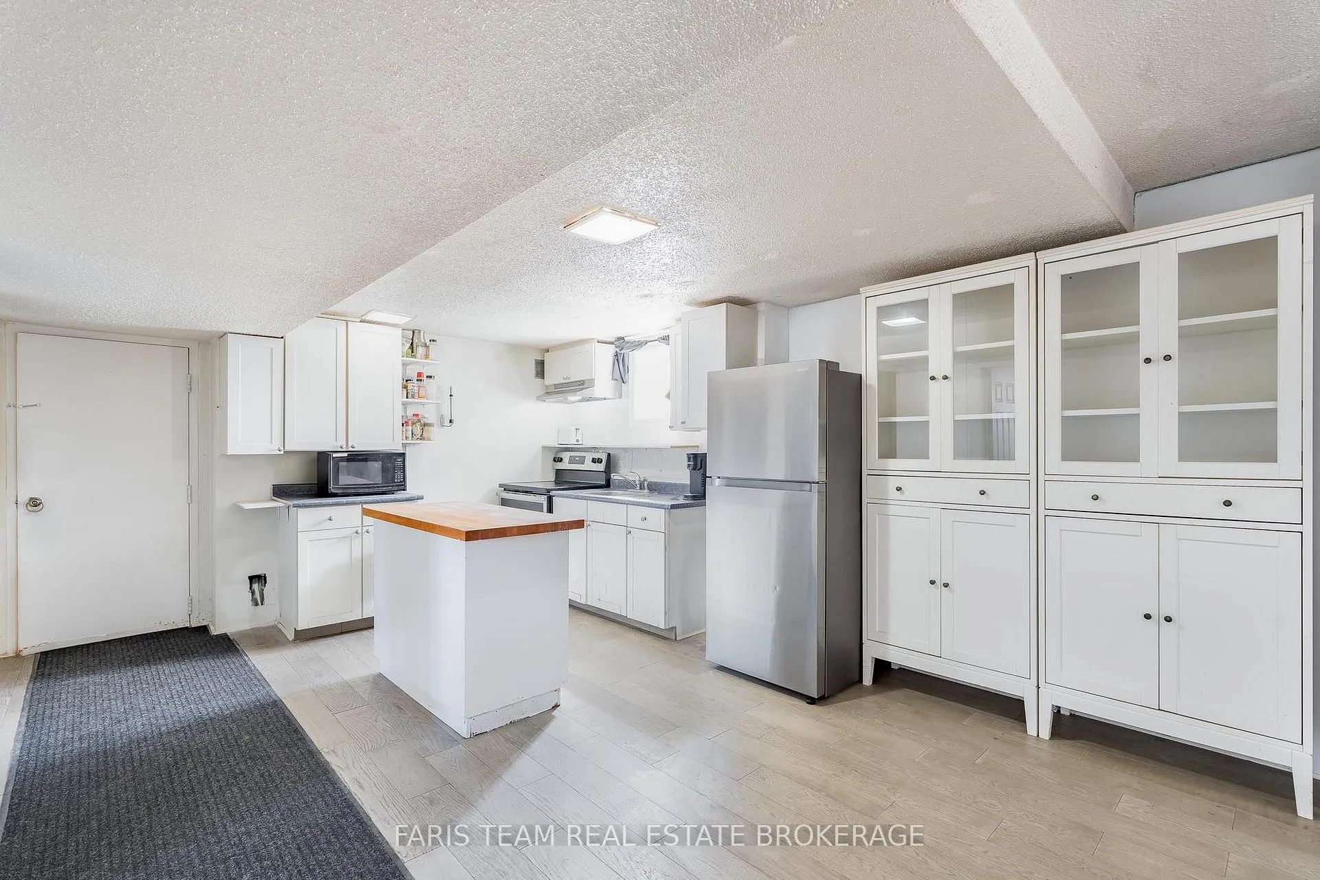 Photo 23 of 706 James Street, Innisfil, Alcona — HOMEH