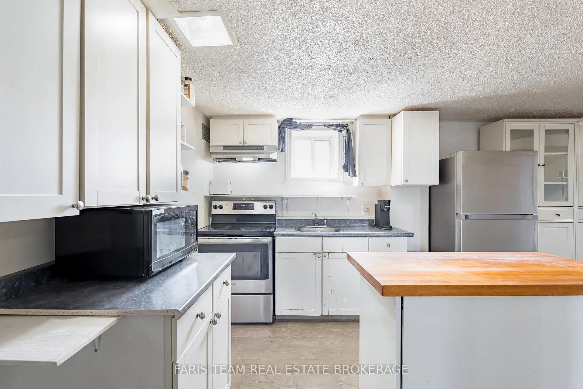 Photo 24 of 706 James Street, Innisfil, Alcona — HOMEH