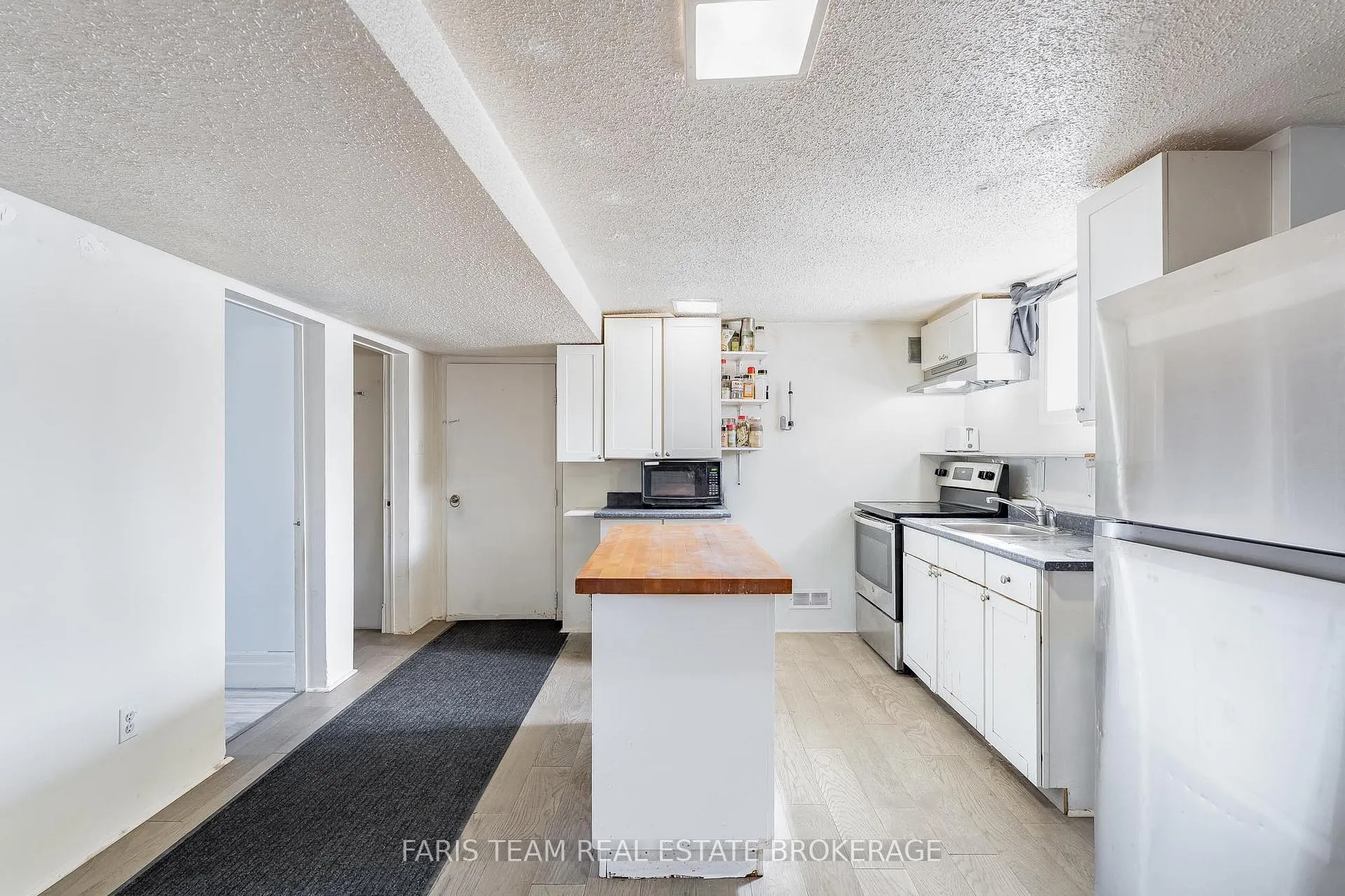Photo 25 of 706 James Street, Innisfil, Alcona — HOMEH