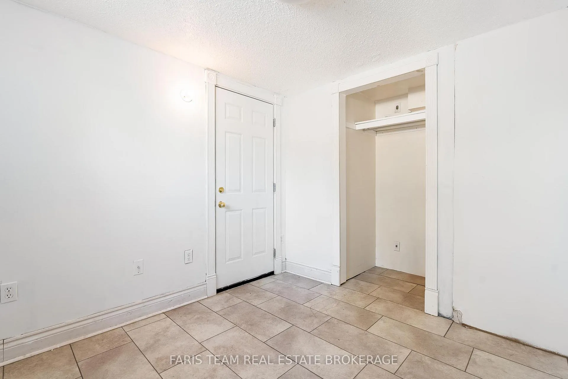 Photo 33 of 706 James Street, Innisfil, Alcona — HOMEH