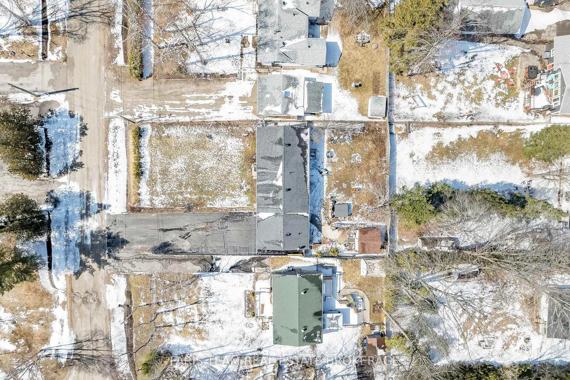 Photo 39 of 706 James Street, Innisfil, Alcona — HOMEH