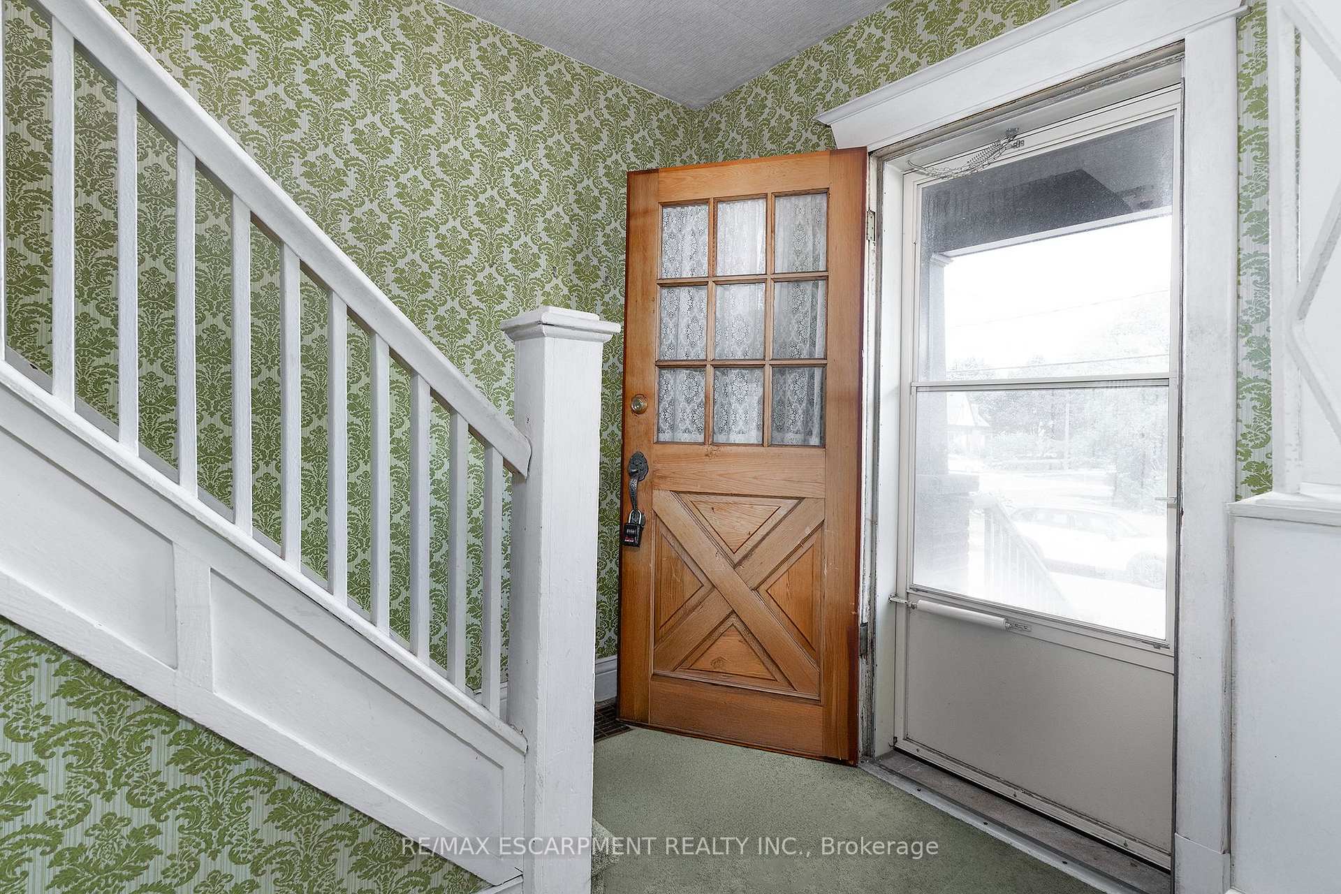Photo 6 of 62 Alpine Avenue, Hamilton, Inch Park — HOMEH