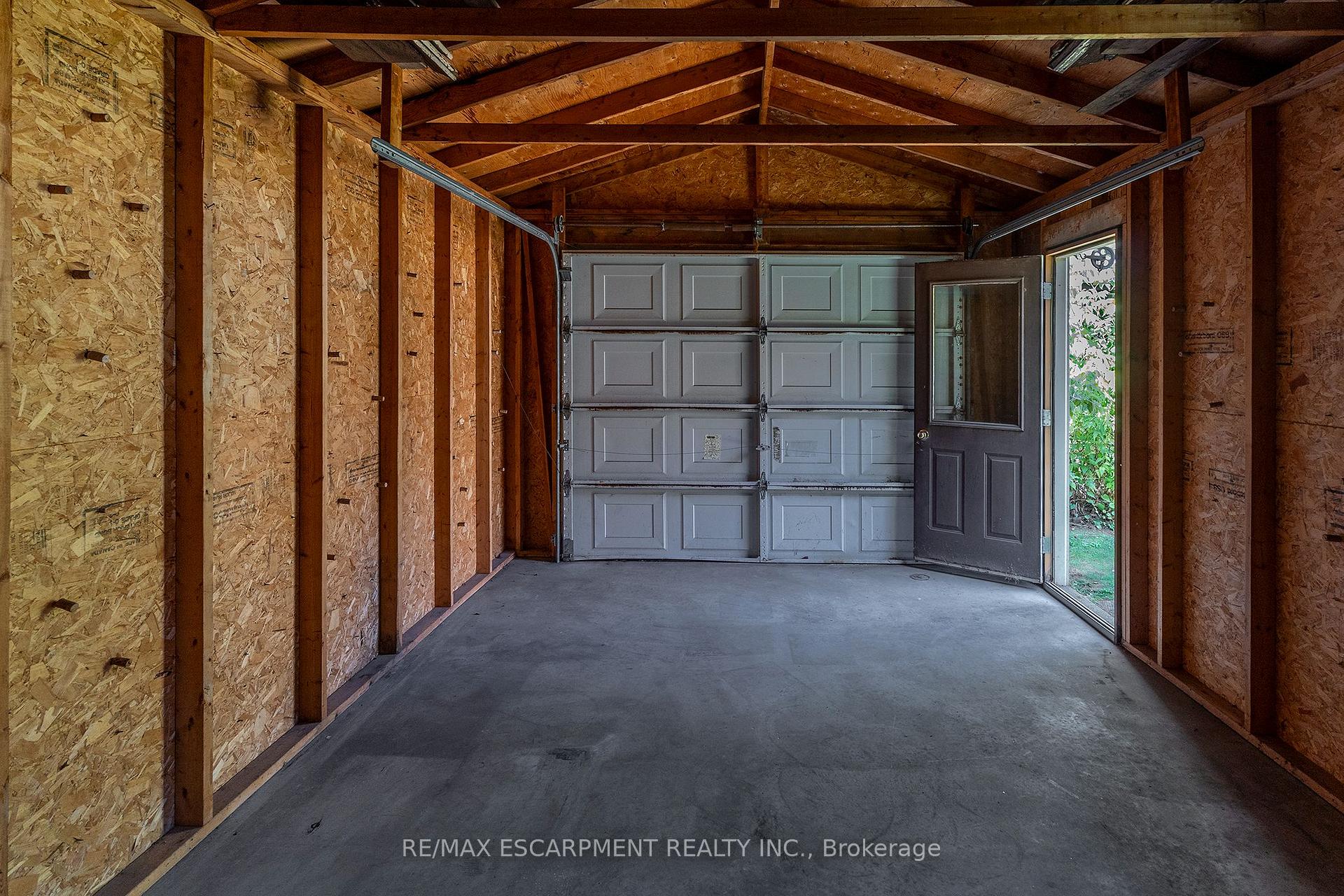 Photo 26 of 62 Alpine Avenue, Hamilton, Inch Park — HOMEH