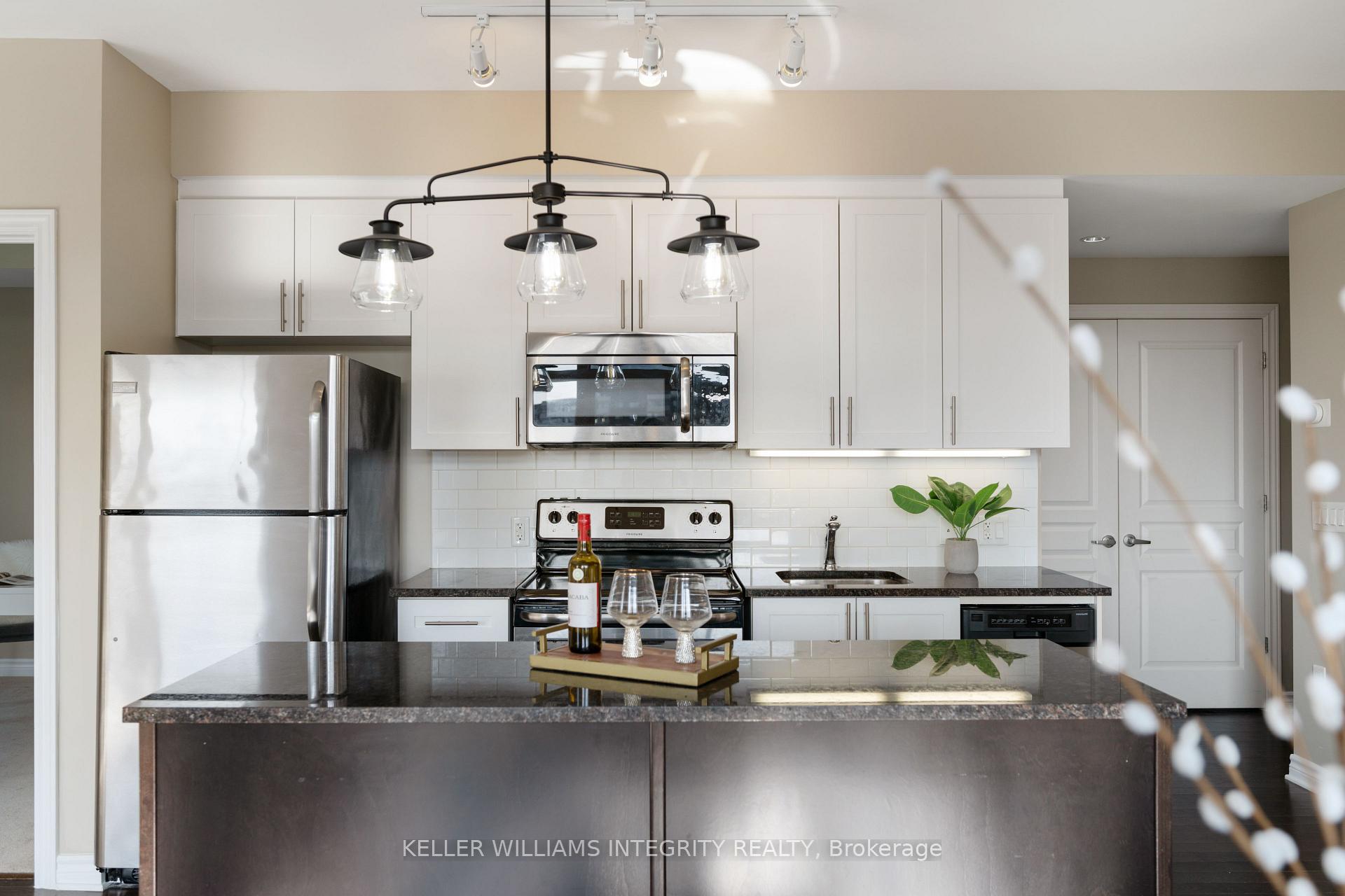 Photo 8 of Unit 305, 655 Beauparc Private, Ottawa, Cyrville — HOMEH