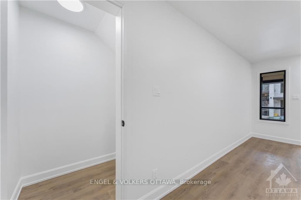 Photo 4 of Unit 2, 2 Monk Street, Ottawa, Glebe — HOMEH