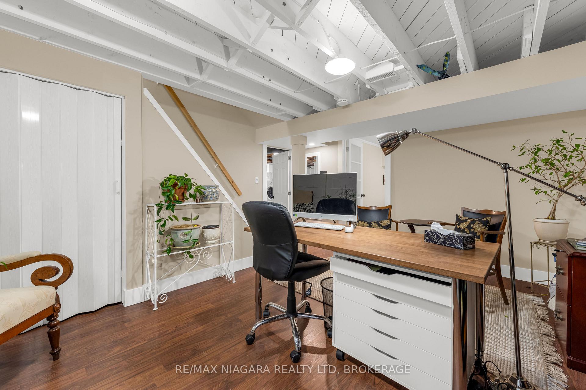 Photo 45 of 85 Booth Street, St. Catharines, Vine/Linwell — HOMEH