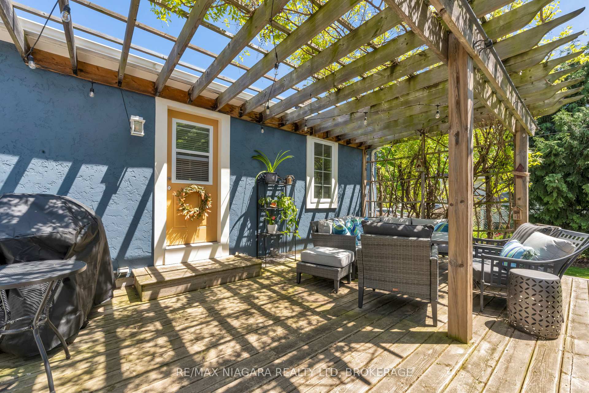 Photo 51 of 85 Booth Street, St. Catharines, Vine/Linwell — HOMEH
