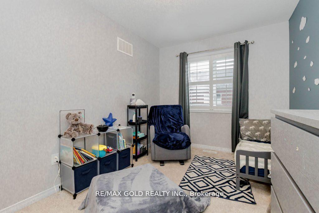 Photo 29 of 475 Queen Mary Drive, Brampton, Northwest Brampton — HOMEH