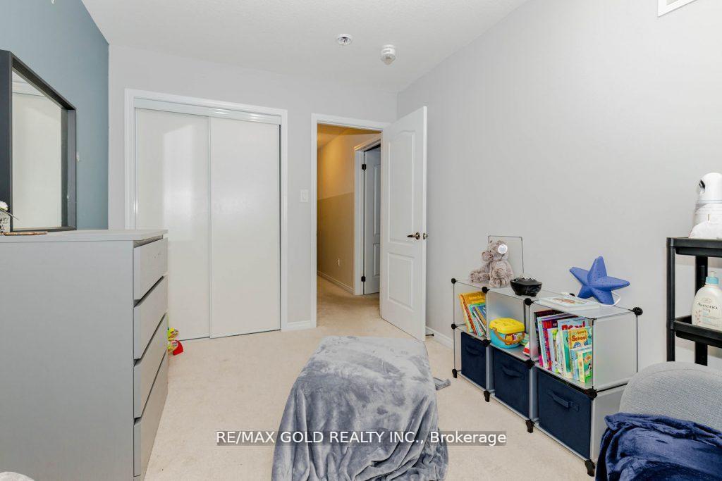 Photo 30 of 475 Queen Mary Drive, Brampton, Northwest Brampton — HOMEH