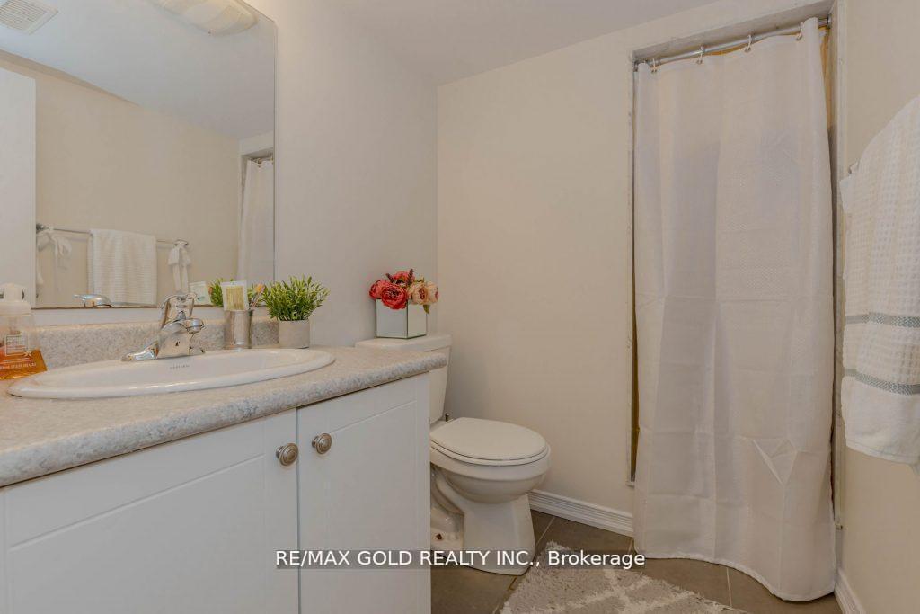 Photo 46 of 475 Queen Mary Drive, Brampton, Northwest Brampton — HOMEH