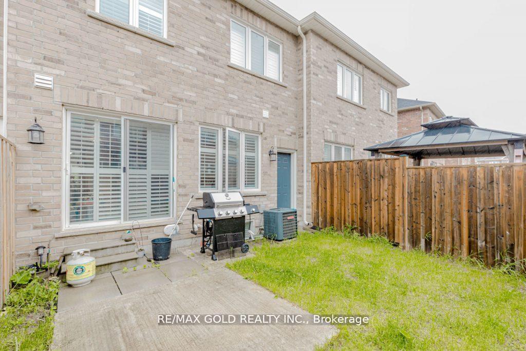 Photo 48 of 475 Queen Mary Drive, Brampton, Northwest Brampton — HOMEH