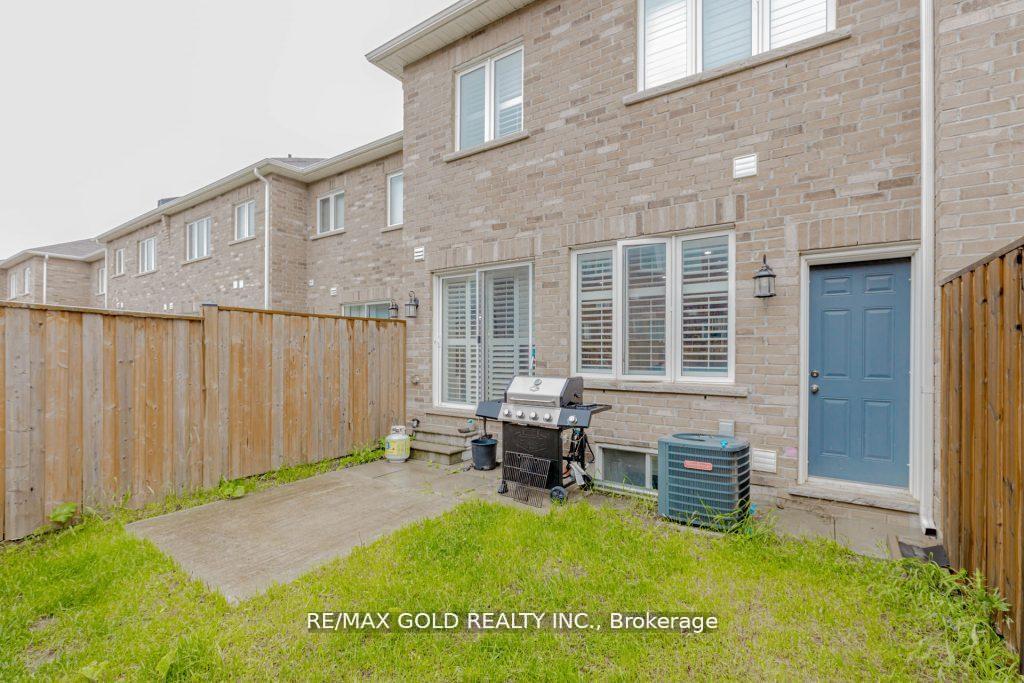 Photo 49 of 475 Queen Mary Drive, Brampton, Northwest Brampton — HOMEH