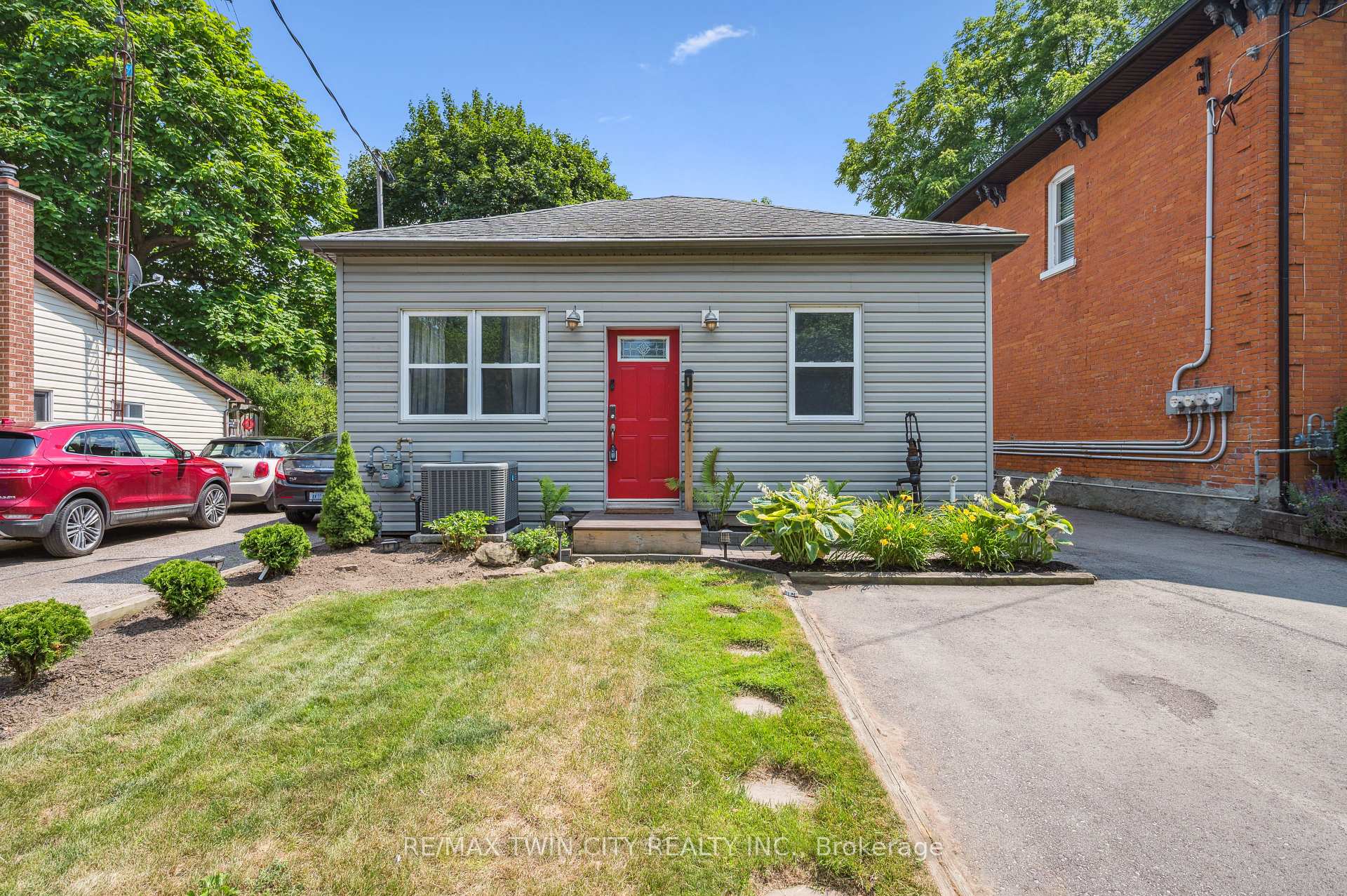 Photo 1 of 241 8 Highway, Hamilton, Greensville — HOMEH